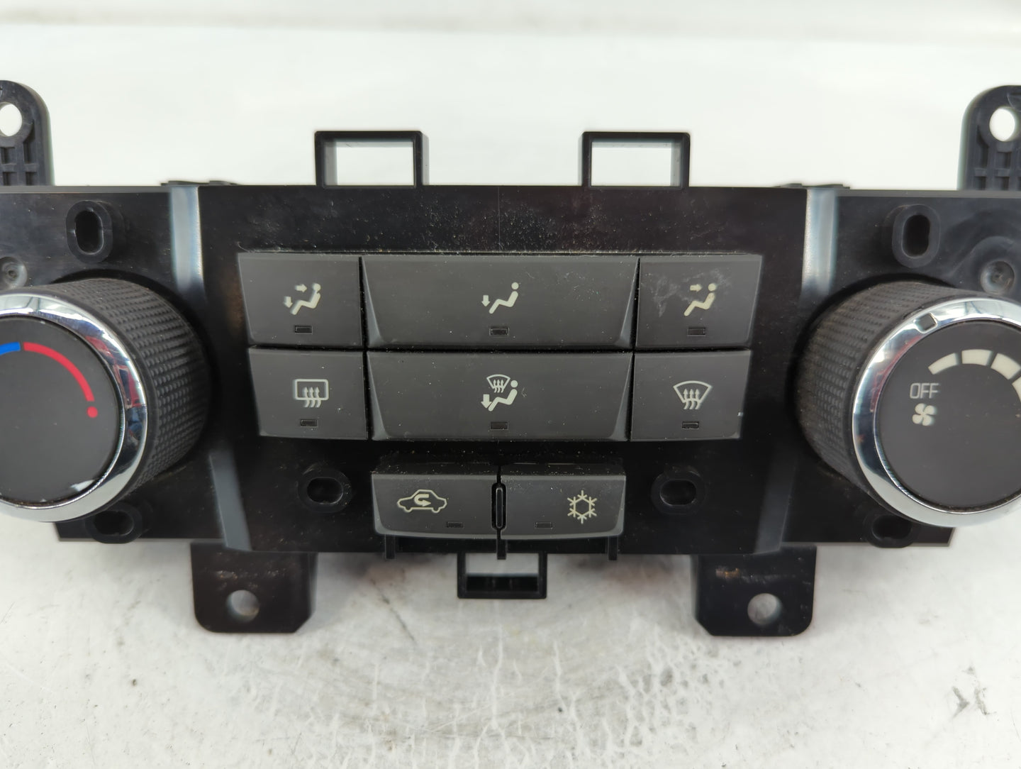 2011-2012 Chevrolet Cruze Climate Control Module Temperature AC/Heater Replacement P/N:95017054 Fits Fits 2011 2012 OEM Used