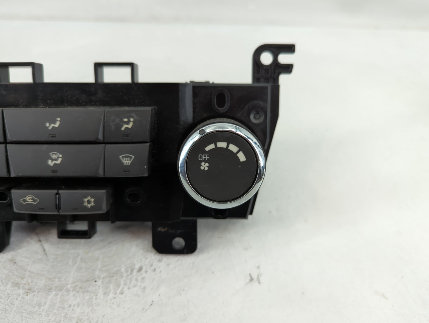 2011-2012 Chevrolet Cruze Climate Control Module Temperature AC/Heater Replacement P/N:95017054 Fits Fits 2011 2012 OEM Used