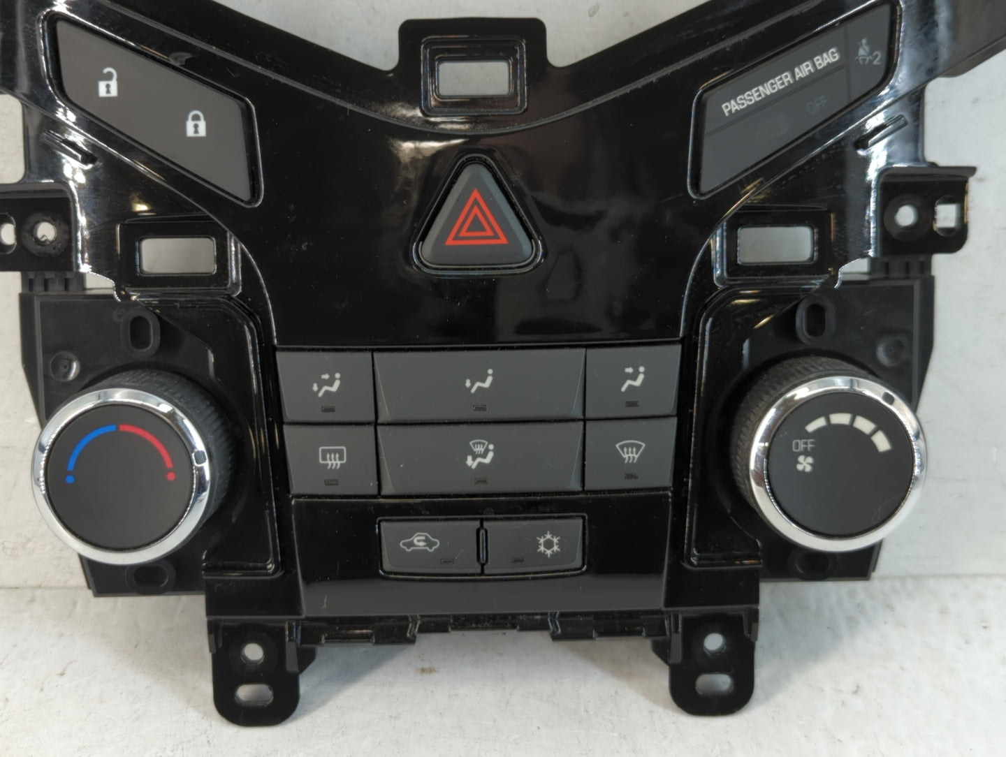 2011-2012 Chevrolet Cruze Climate Control Module Temperature AC/Heater Replacement P/N:95017054 Fits Fits 2011 2012 OEM Used