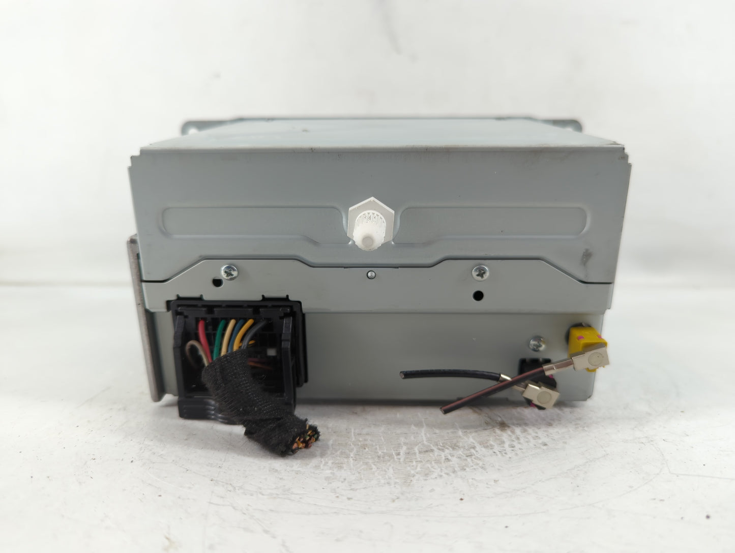 2012 Chevrolet Cruze Radio AM FM Cd Player Receiver Replacement P/N:22870782 Fits OEM Used Auto Parts - Oemusedautoparts1.co