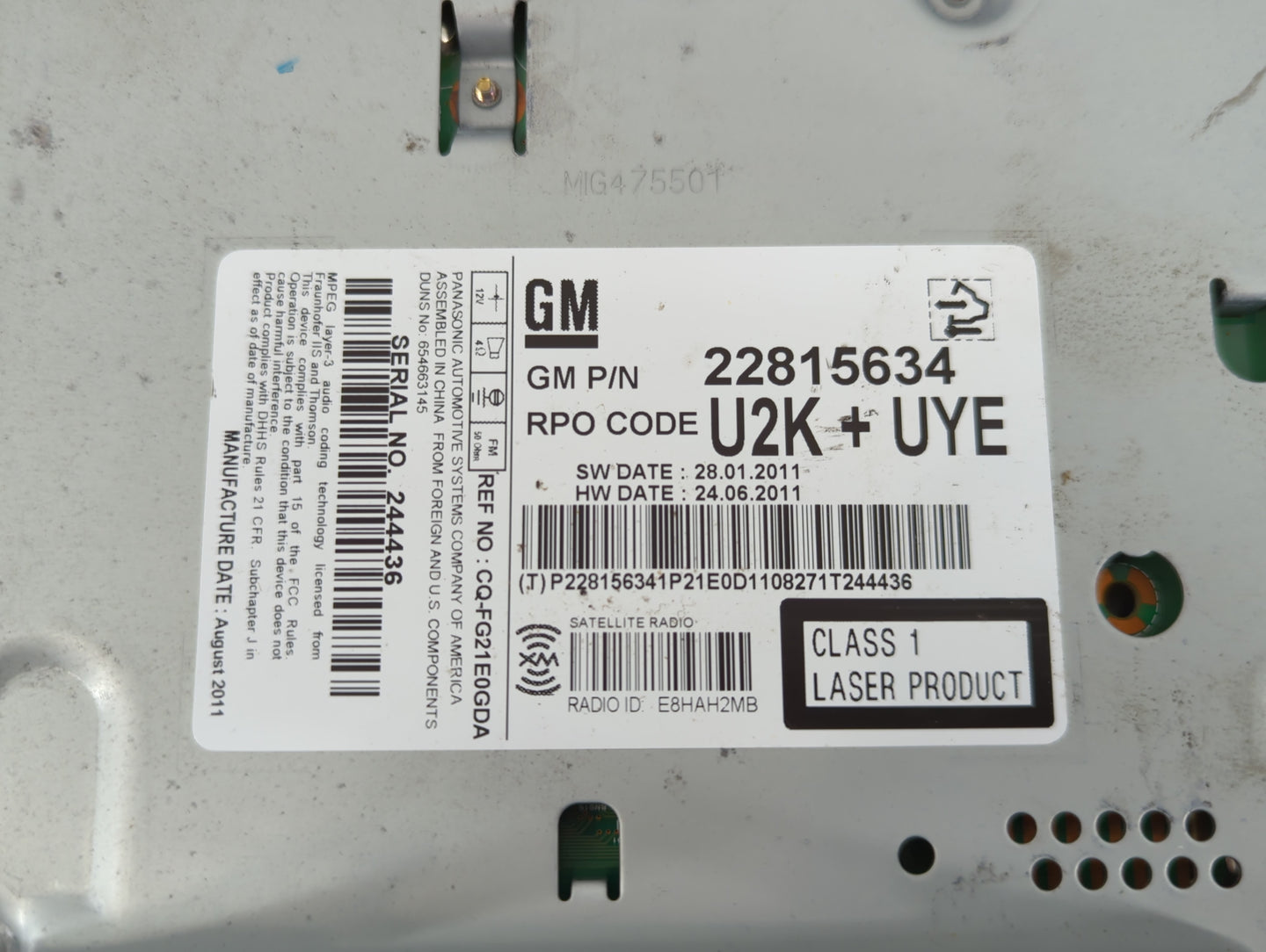 2011-2012 Chevrolet Cruze Radio AM FM Cd Player Receiver Replacement P/N:22815634 Fits Fits 2010 2011 2012 OEM Used Auto Par