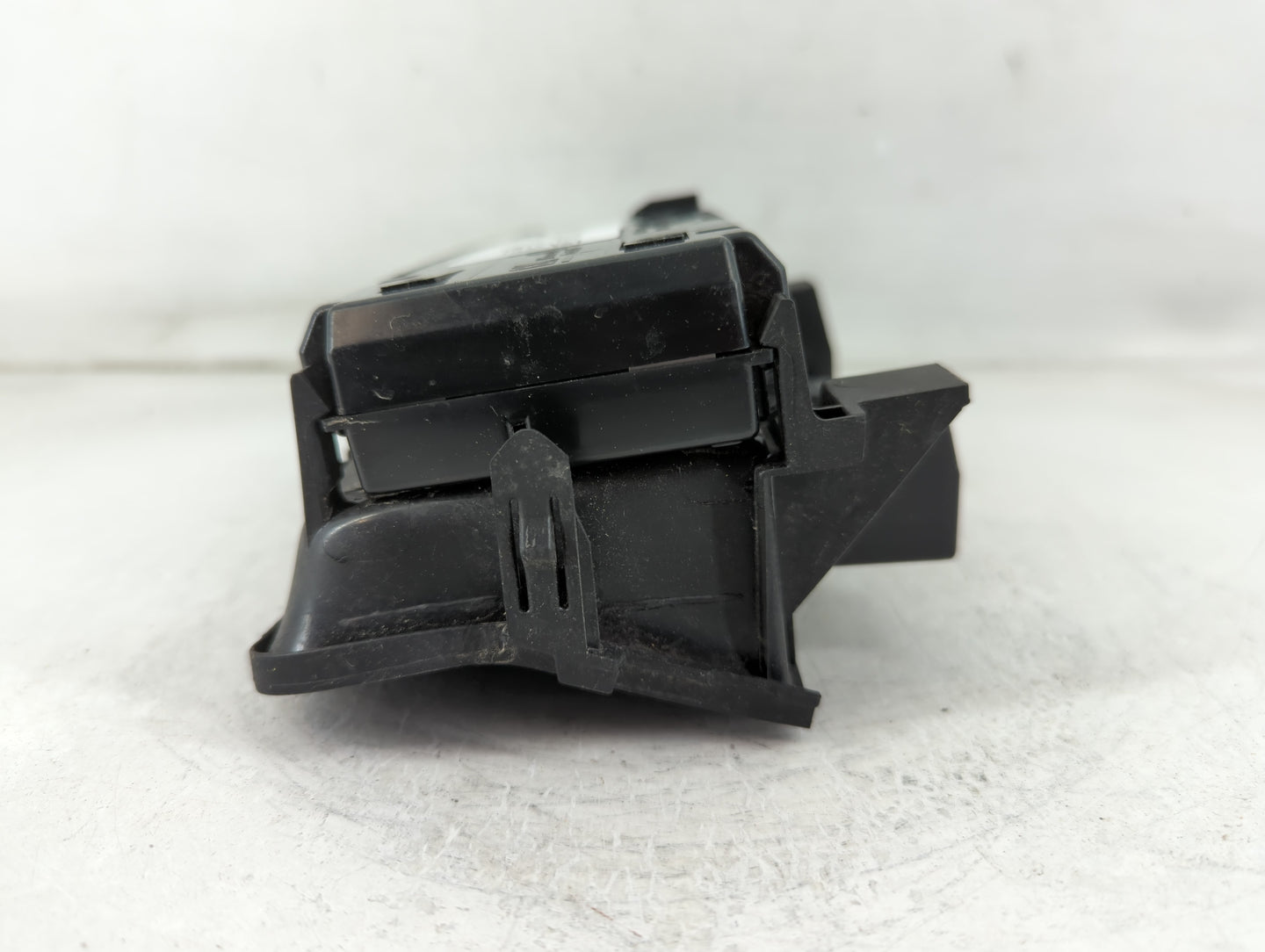 2011-2016 Chevrolet Cruze Information Display Screen - Oemusedautoparts1.com