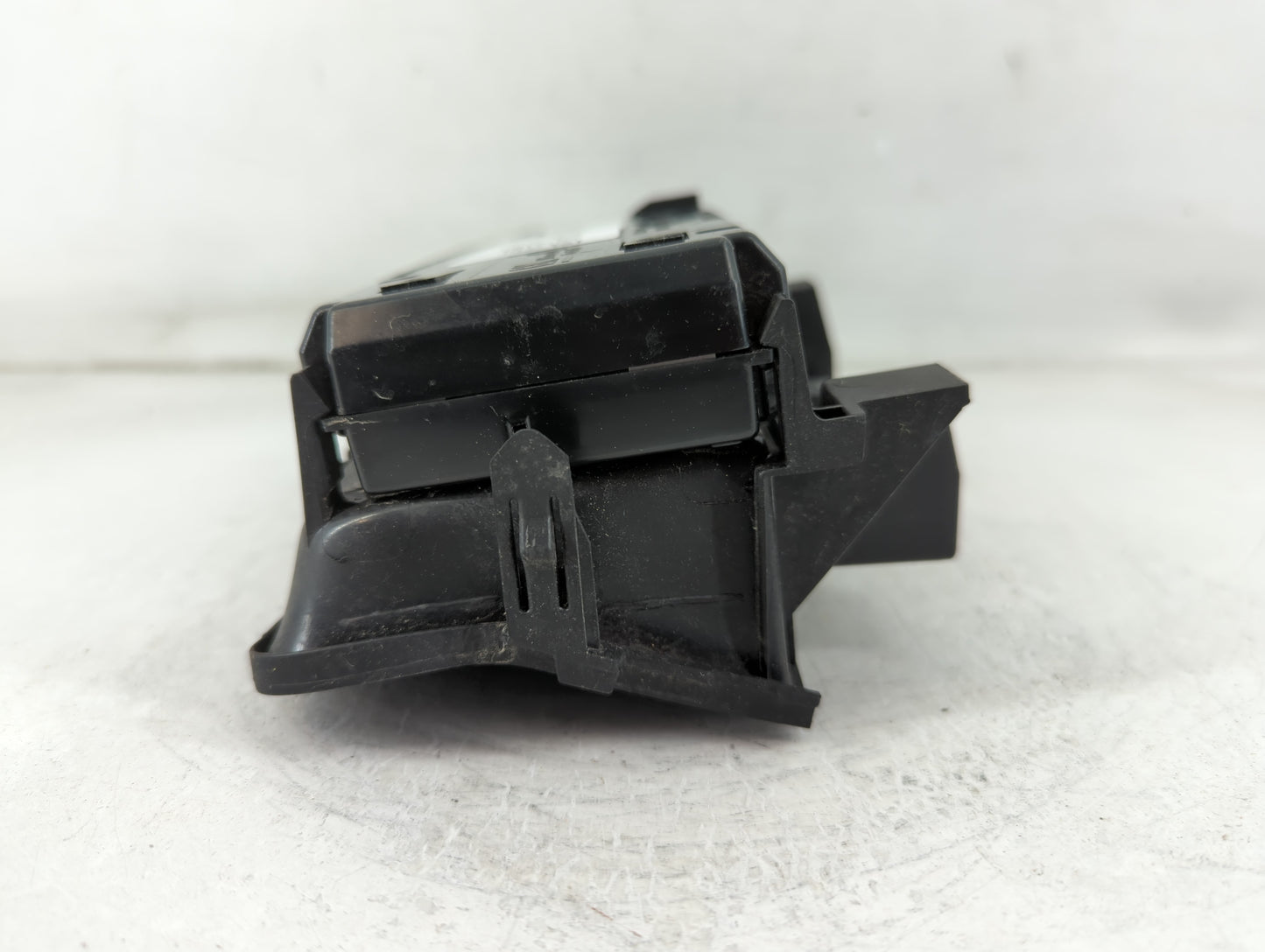 2011-2016 Chevrolet Cruze Information Display Screen - Oemusedautoparts1.com