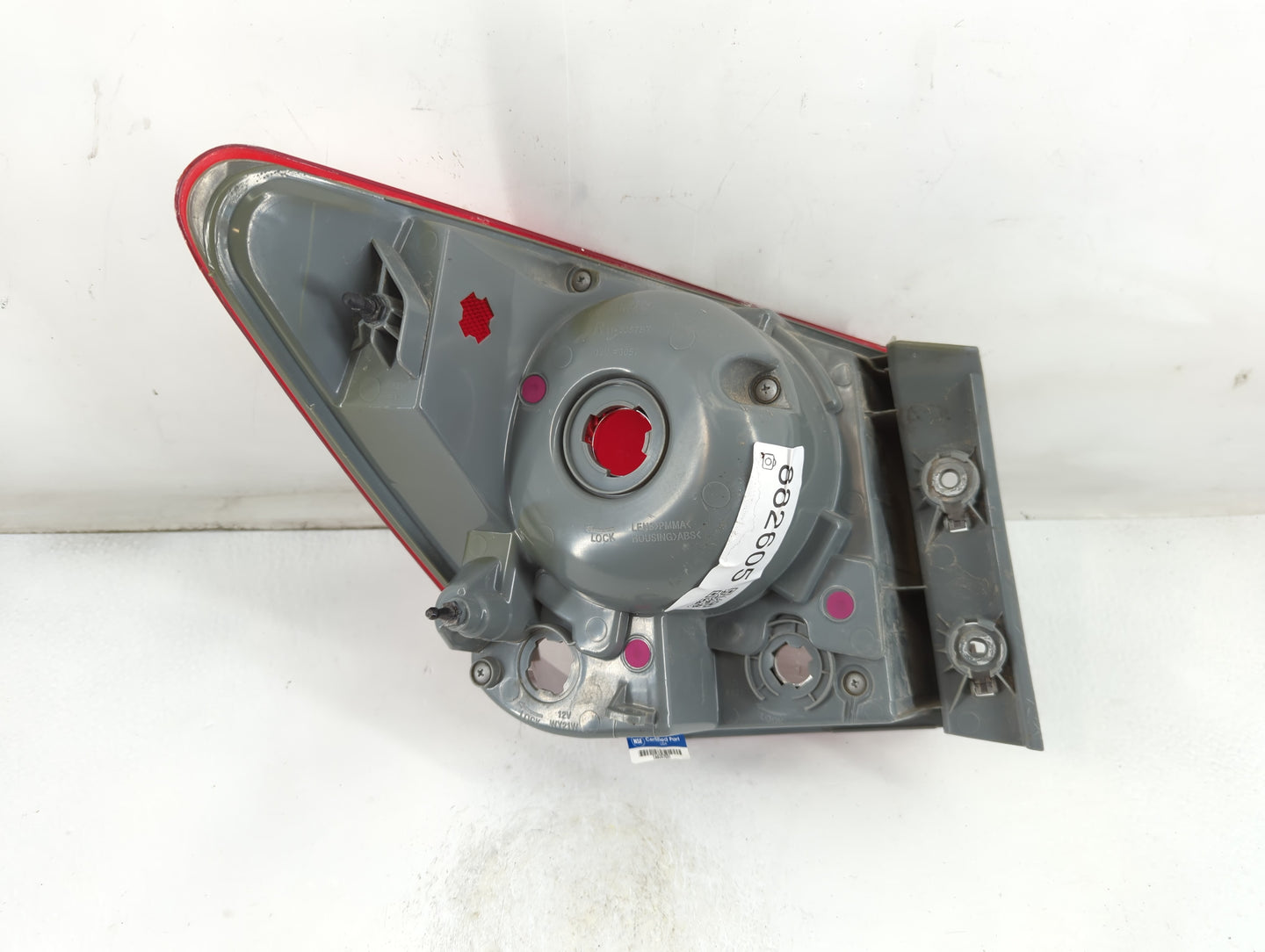 2011-2016 Chevrolet Cruze Tail Light Assembly Driver Left OEM P/N:11161810 Fits Fits 2011 2012 2013 2014 2015 2016 OEM Used 