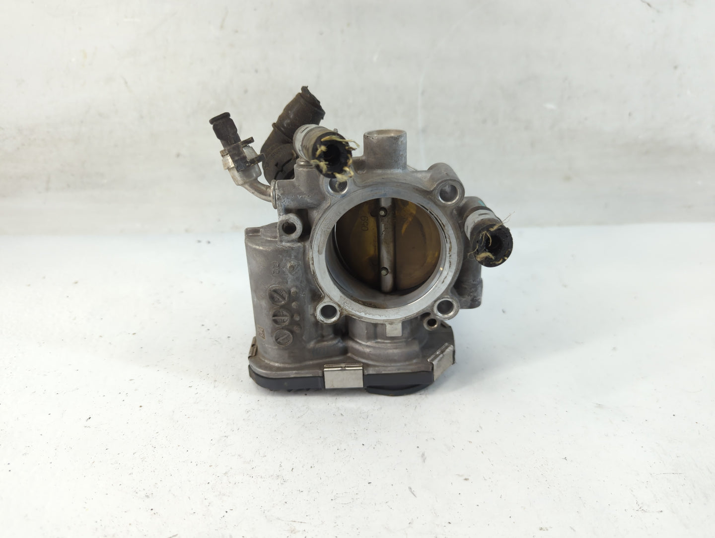 2011-2016 Chevrolet Cruze Throttle Body P/N:0 280 750 562 55 577 375 Fits Fits 2009 2010 2011 2012 2013 2014 2015 2016 2017 