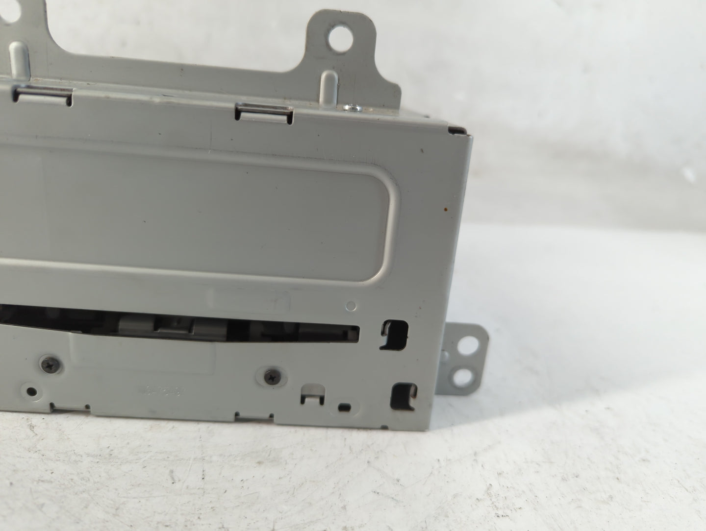 2012 Chevrolet Cruze Radio AM FM Cd Player Receiver Replacement P/N:22815634 Fits OEM Used Auto Parts - Oemusedautoparts1.co