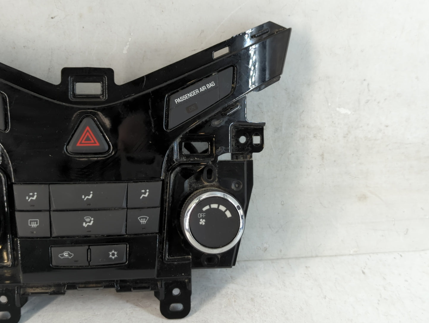 2011-2012 Chevrolet Cruze Climate Control Module Temperature AC/Heater Replacement P/N:95017054 Fits Fits 2011 2012 OEM Used