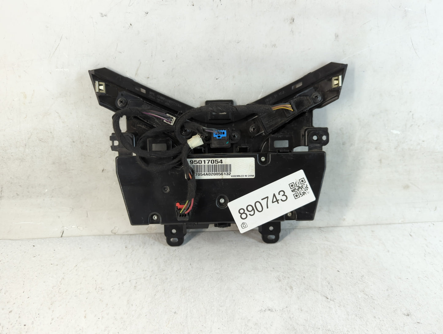 2011-2012 Chevrolet Cruze Climate Control Module Temperature AC/Heater Replacement P/N:95017054 Fits Fits 2011 2012 OEM Used