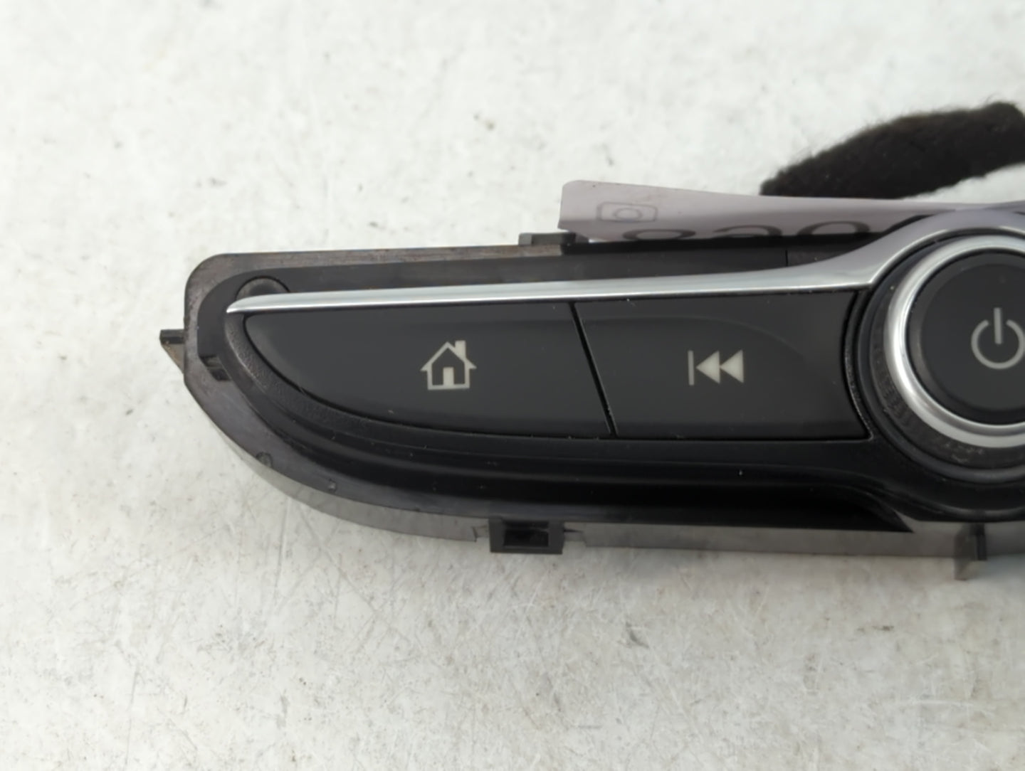 2012 Chevrolet Cruze Radio AM FM Cd Player Receiver Replacement P/N:84491778 Fits OEM Used Auto Parts - Oemusedautoparts1.co