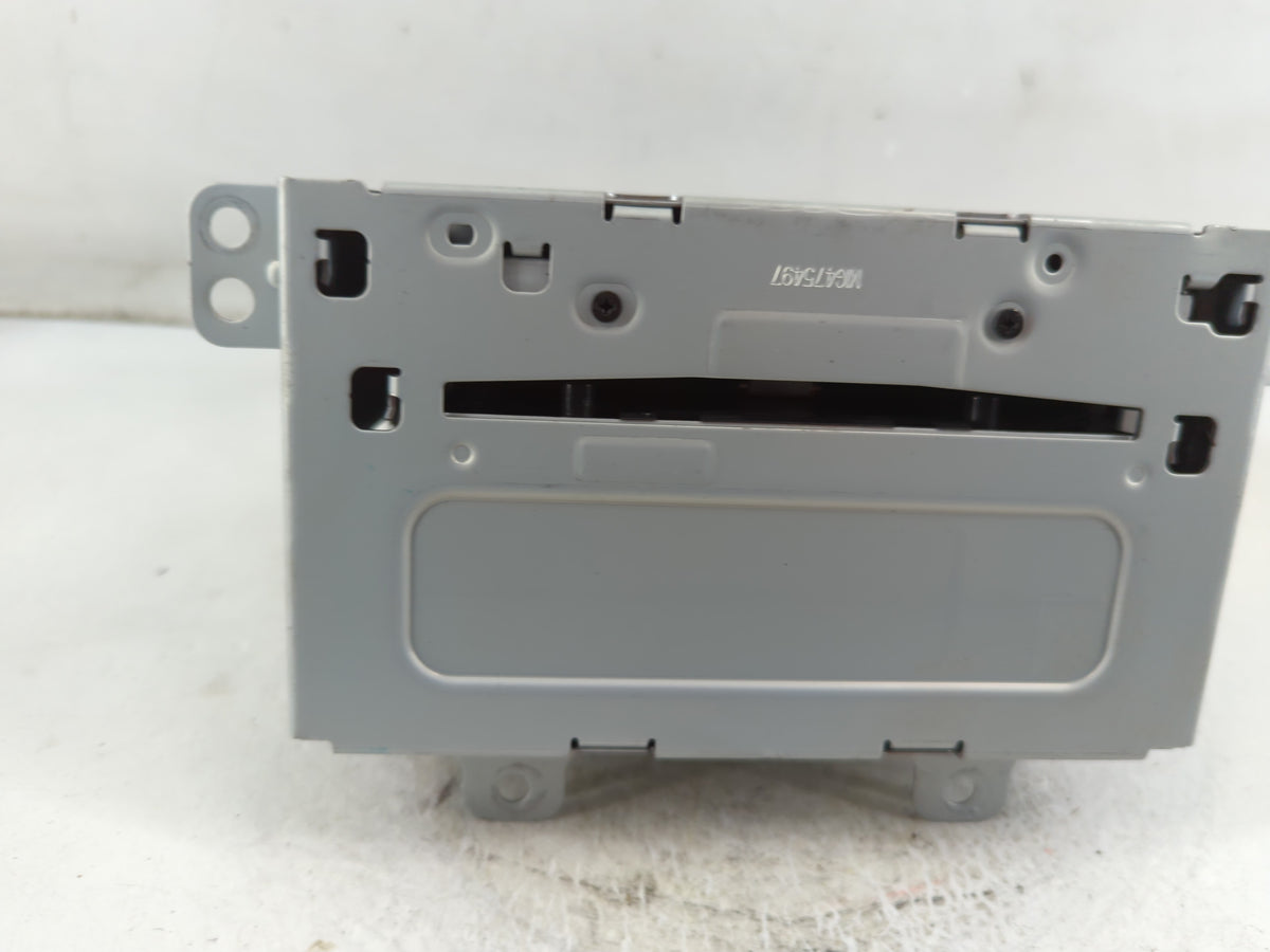 2011-2012 Chevrolet Cruze Radio AM FM Cd Player Receiver Replacement P/N:22870782 Fits 2010 2011 2012 OEM Used Auto Parts - 