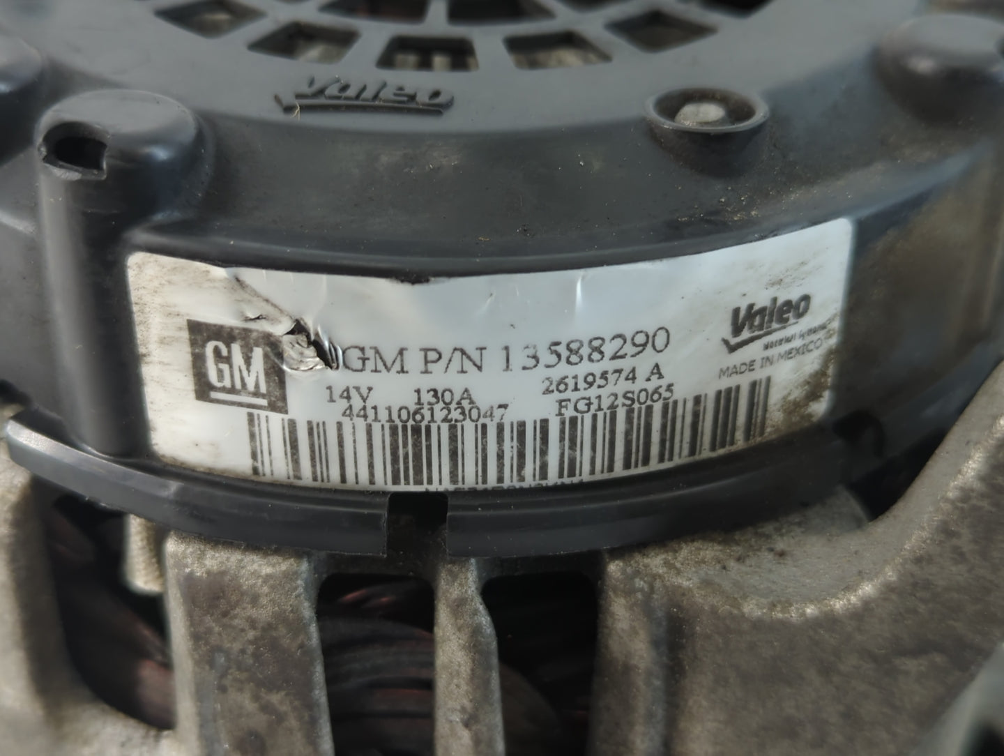 2012-2016 Chevrolet Cruze Alternator Replacement Generator Charging Assembly Engine OEM P/N:13588290 Fits OEM Used Auto Part