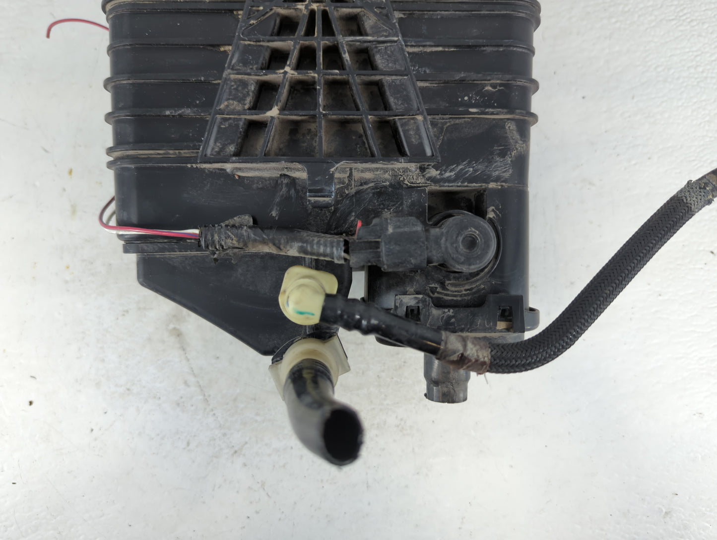 2012 Chevrolet Cruze Fuel Vapor Charcoal Canister 915862 - Oemusedautoparts1.com