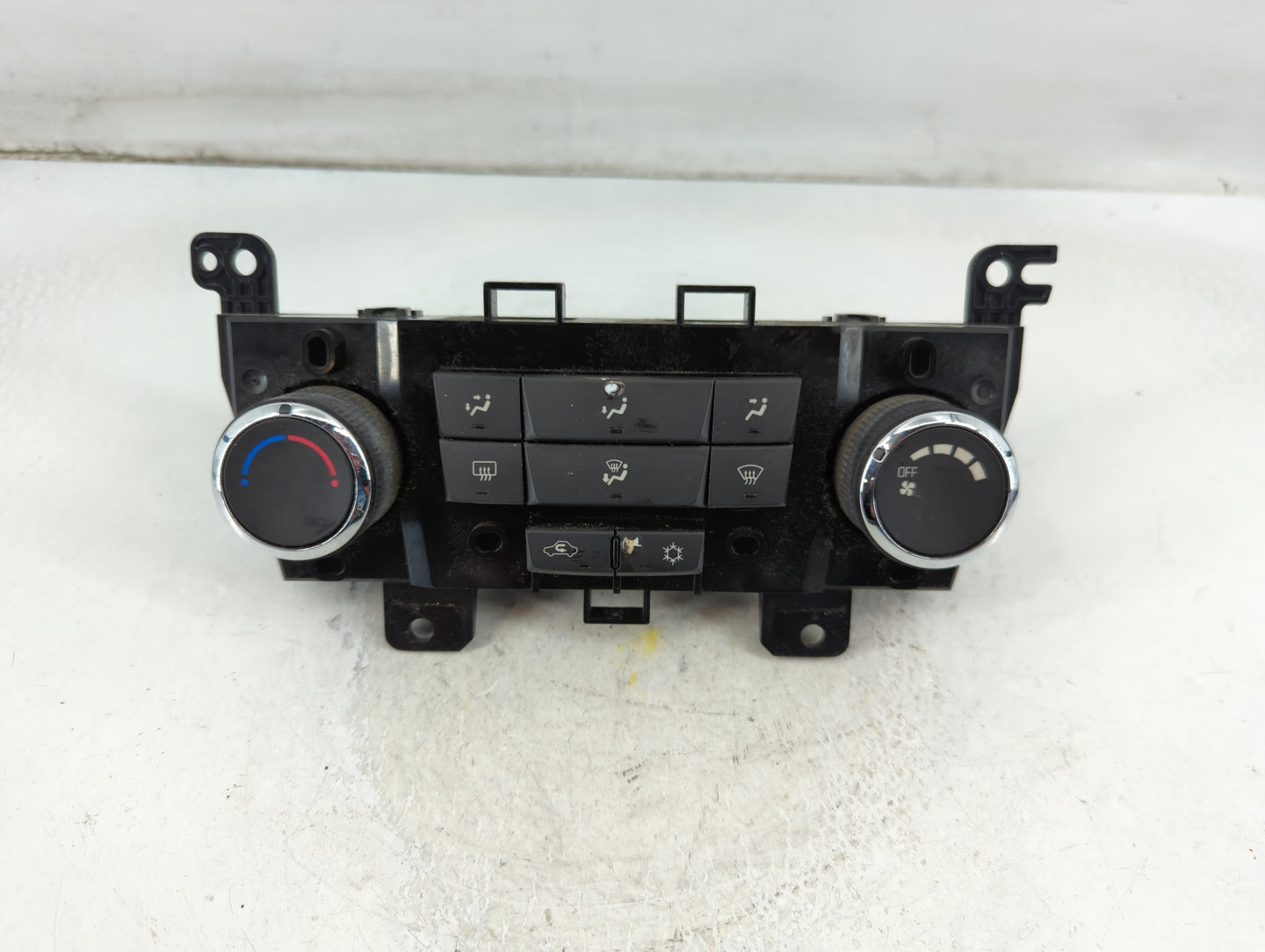 2011-2012 Chevrolet Cruze Climate Control Module Temperature AC/Heater Replacement P/N:95017054 Fits Fits 2011 2012 OEM Used