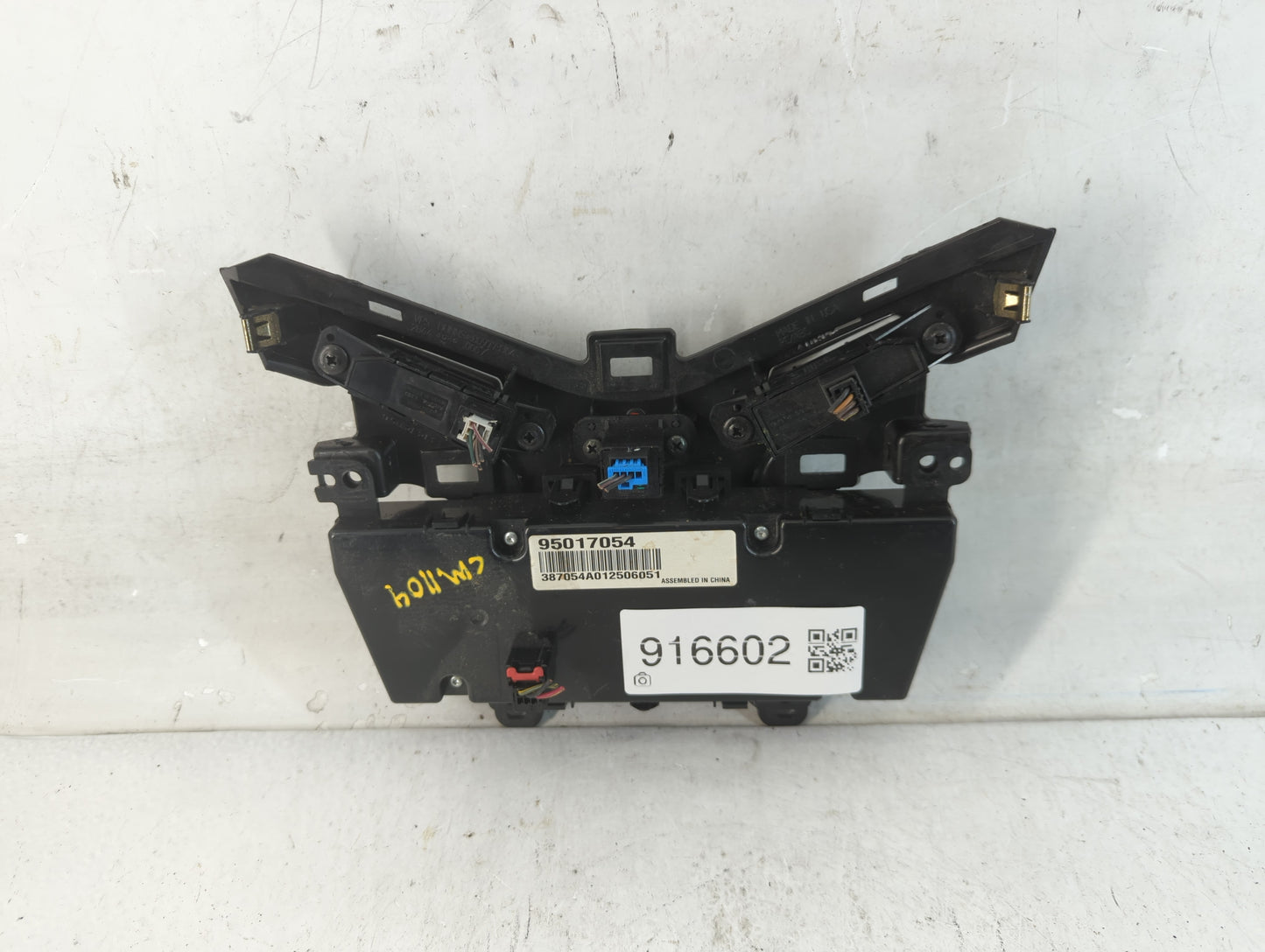 2011-2012 Chevrolet Cruze Climate Control Module Temperature AC/Heater Replacement P/N:95017054 Fits Fits 2011 2012 OEM Used
