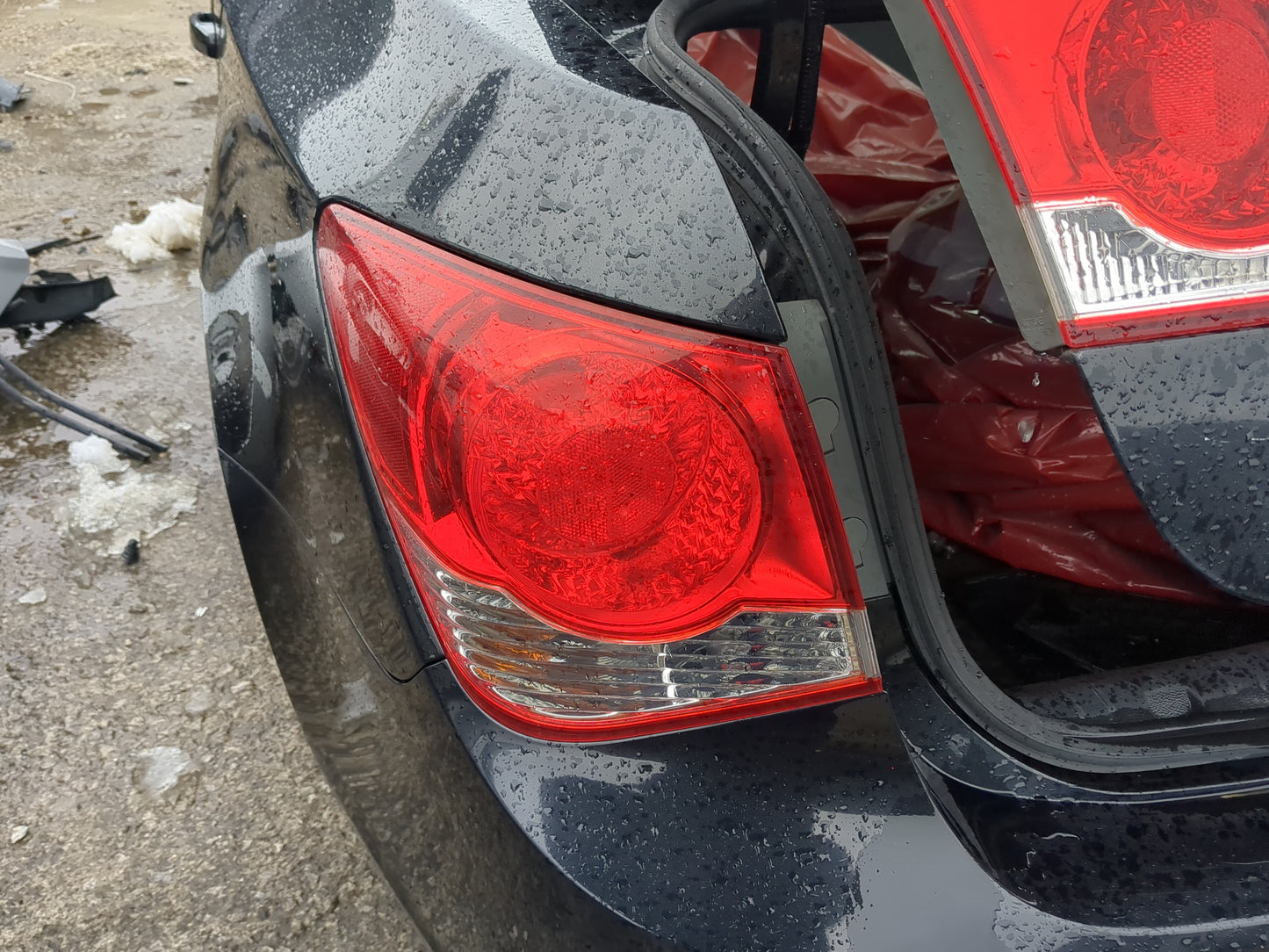 2011-2016 Chevrolet Cruze Tail Light Assembly Driver Left OEM Fits Fits 2011 2012 2013 2014 2015 2016 OEM Used Auto Parts - 