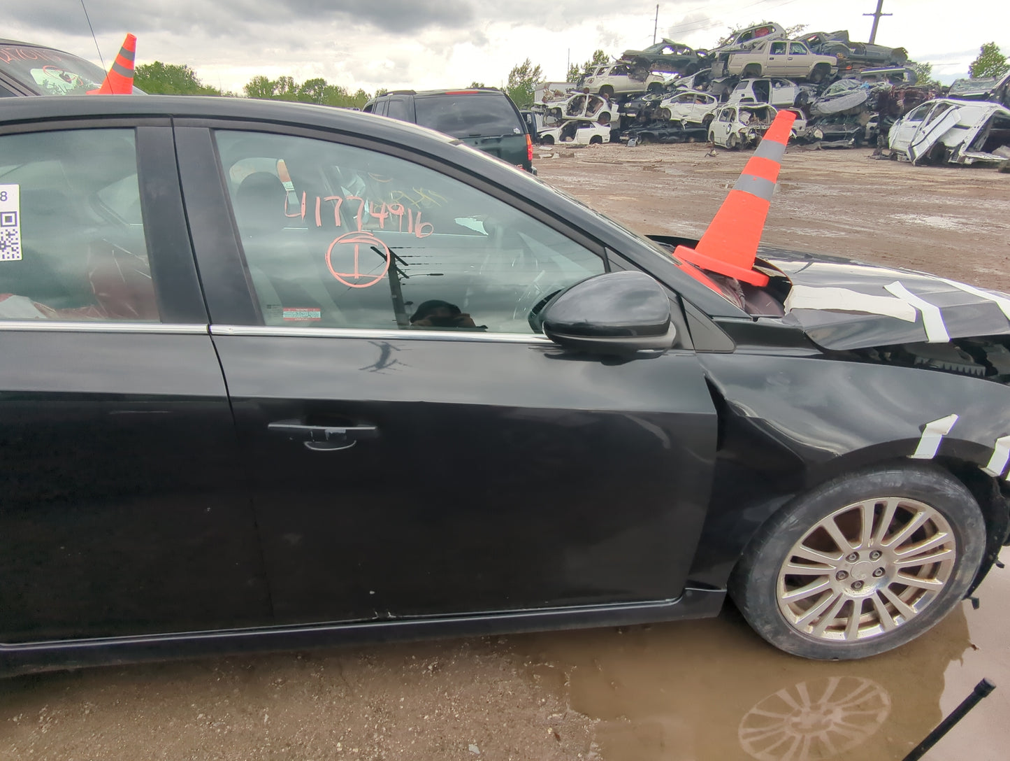 2011-2012 Chevrolet Cruze Passenger Front Door Oem - Oemusedautoparts1.com