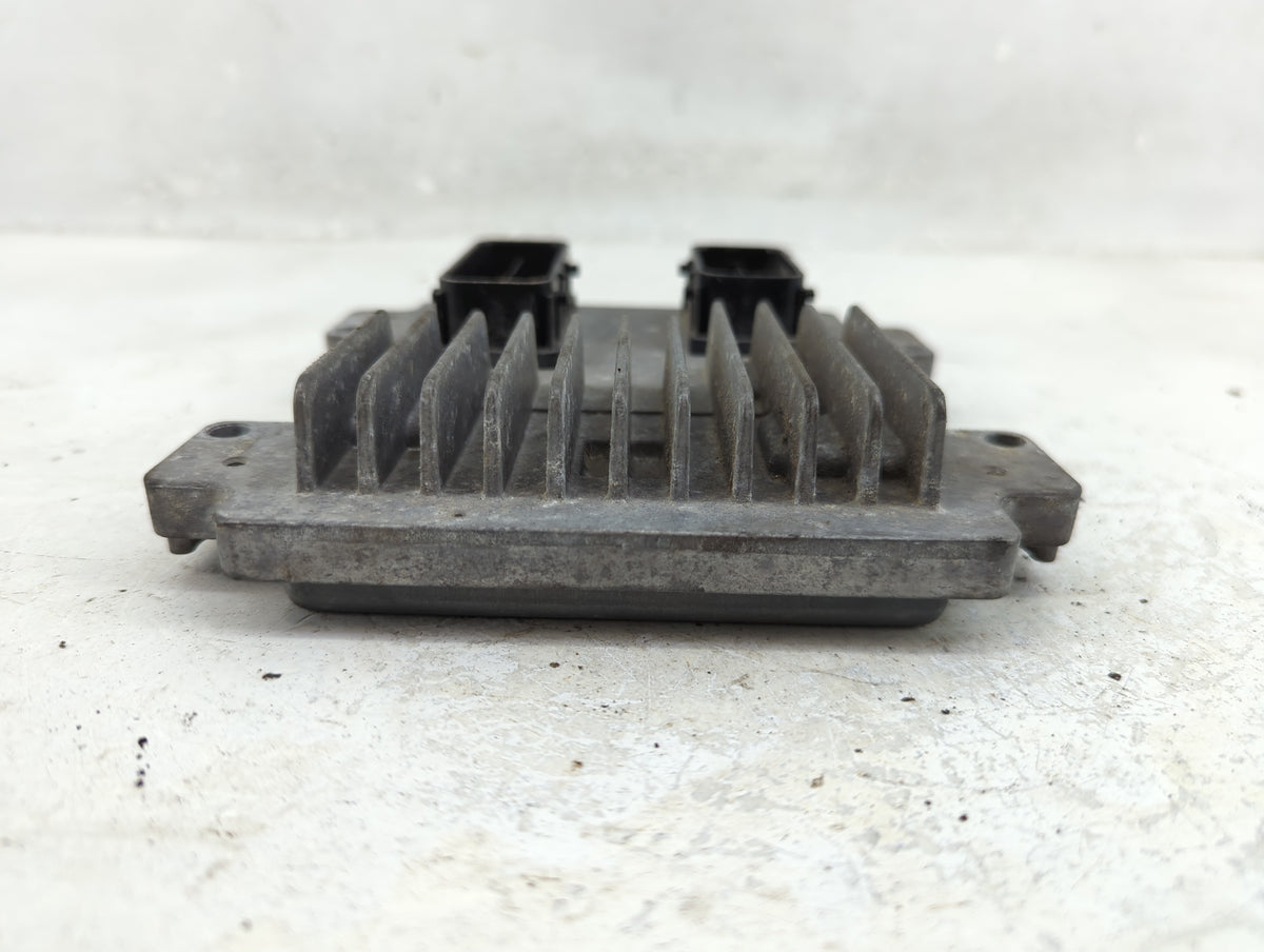 2011-2012 Chevrolet Cruze PCM Engine Control Computer ECU ECM PCU OEM P/N:12647212 12642927 Fits OEM Used Auto Parts - Oemus