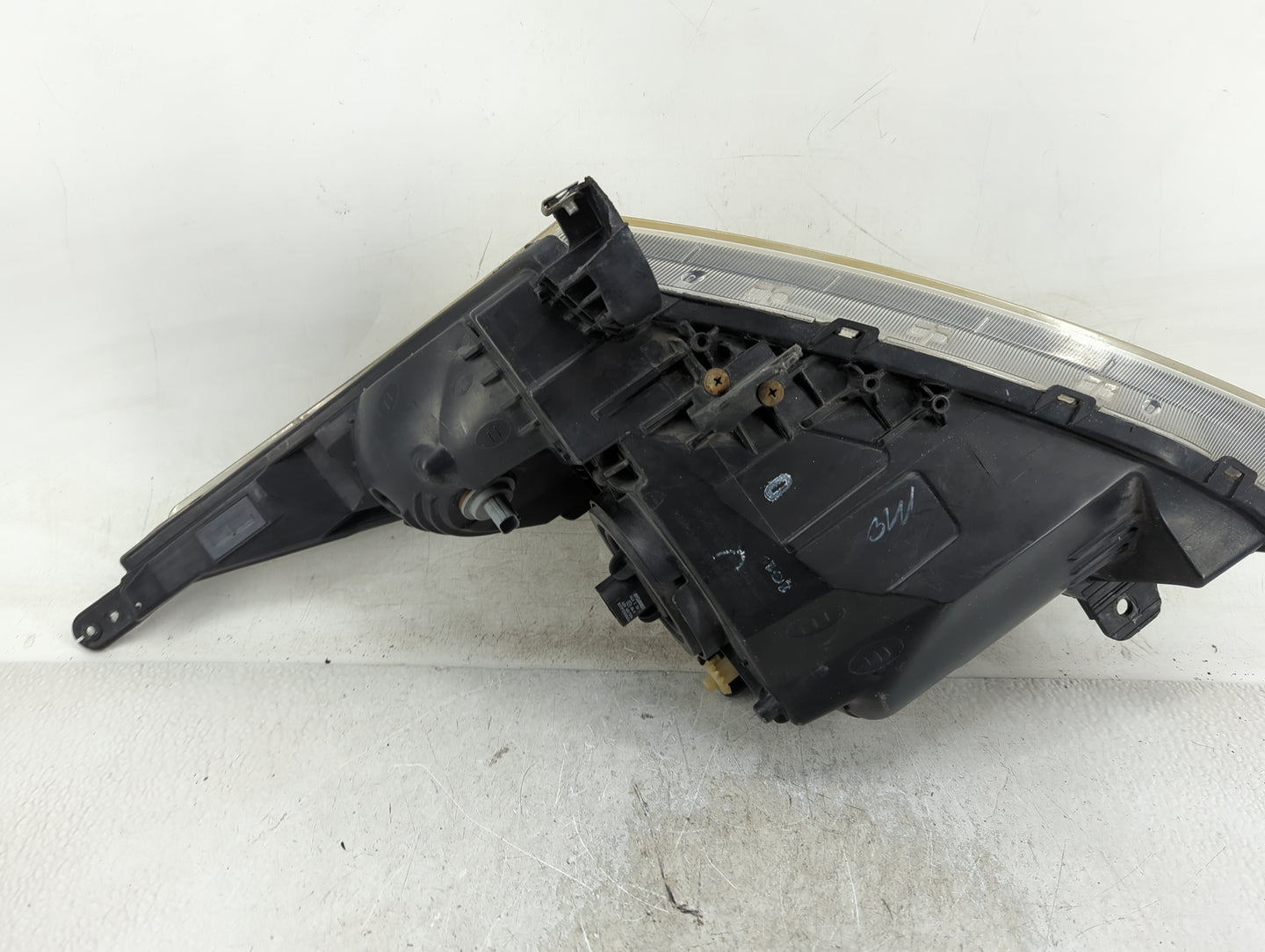 2012-2016 Chevrolet Cruze Passenger Right Oem Head Light Headlight Lamp - Oemusedautoparts1.com