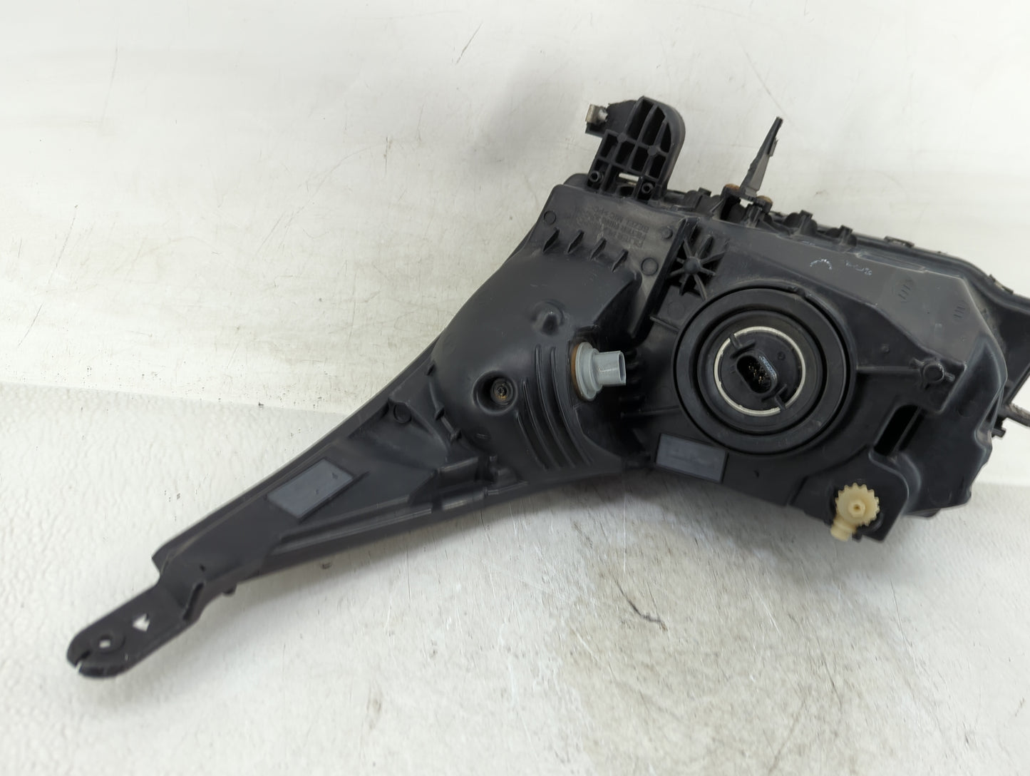 2012-2016 Chevrolet Cruze Passenger Right Oem Head Light Headlight Lamp - Oemusedautoparts1.com