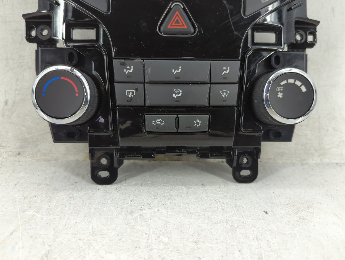 2011-2012 Chevrolet Cruze Climate Control Module Temperature AC/Heater Replacement P/N:95017054 Fits Fits 2011 2012 OEM Used