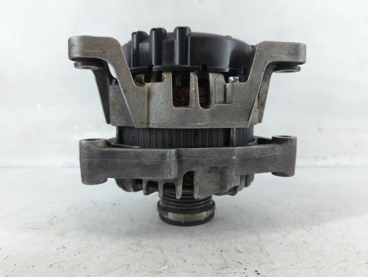 2011-2016 Chevrolet Cruze Alternator Replacement Generator Charging Assembly Engine OEM P/N:13581891 Fits OEM Used Auto Part