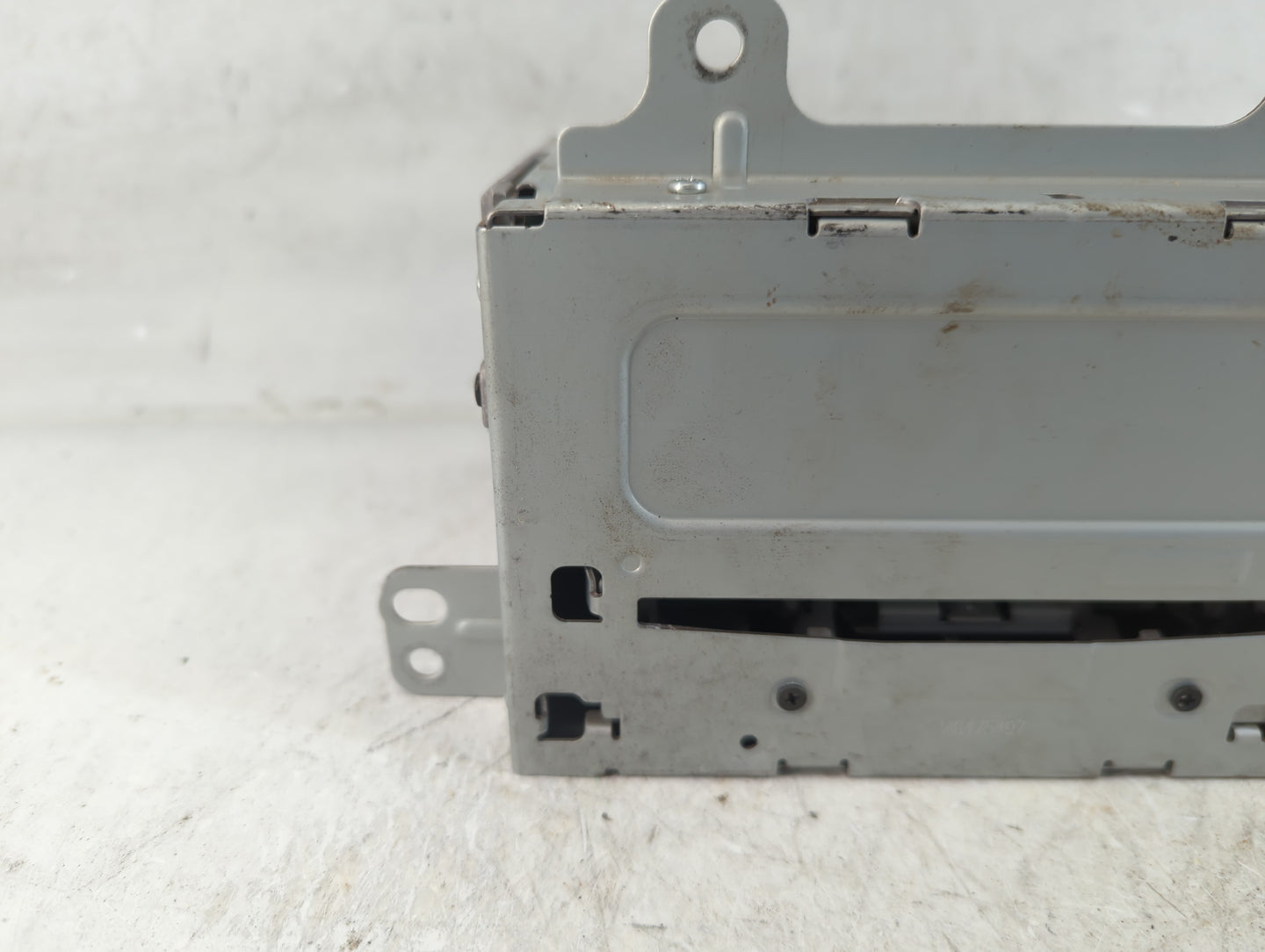 2011-2012 Chevrolet Cruze Radio AM FM Cd Player Receiver Replacement P/N:22870782 Fits Fits 2010 2011 2012 OEM Used Auto Par