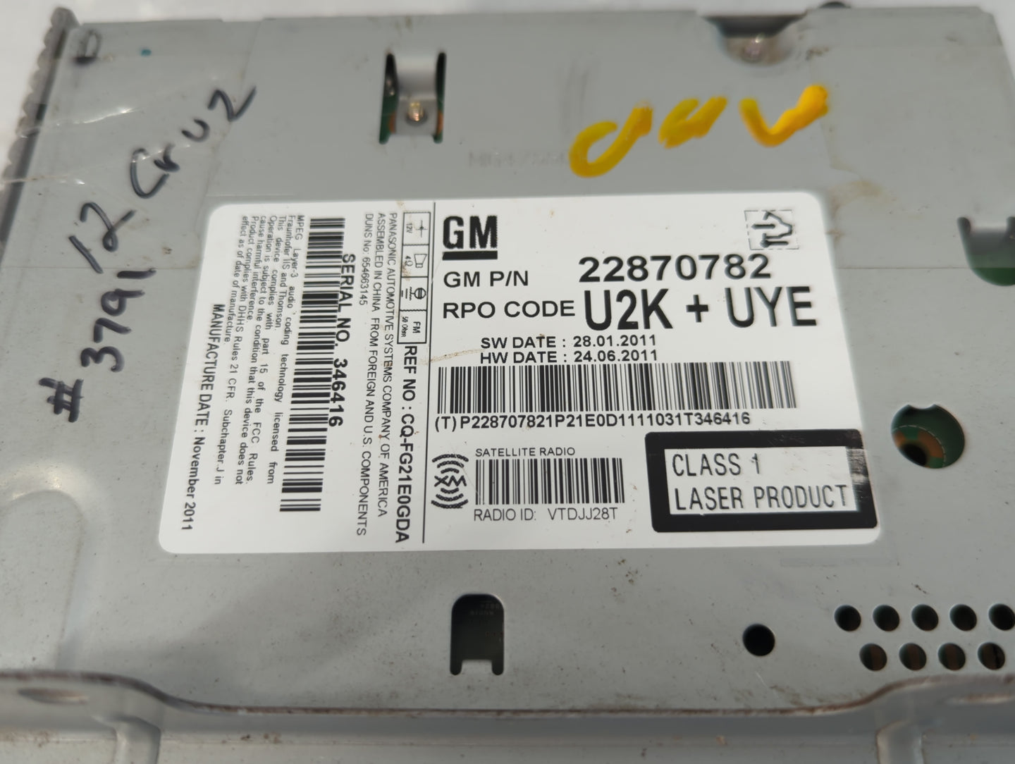 2011-2012 Chevrolet Cruze Radio AM FM Cd Player Receiver Replacement P/N:22870782 Fits Fits 2010 2011 2012 OEM Used Auto Par