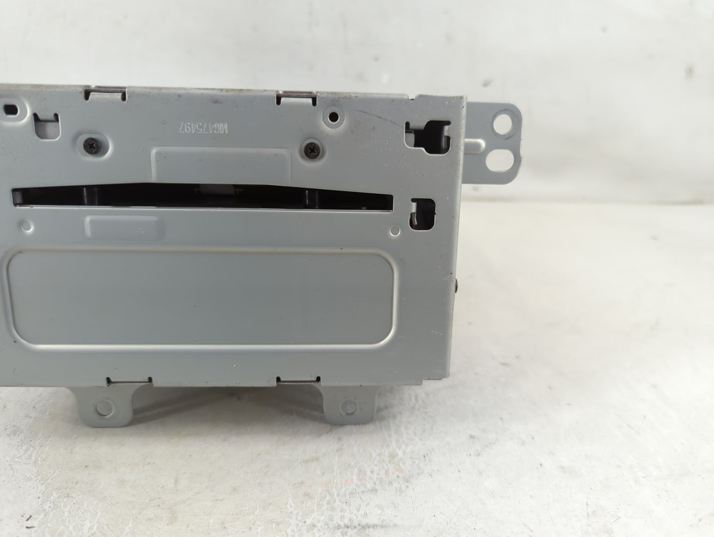 2012 Chevrolet Cruze Radio AM FM Cd Player Receiver Replacement P/N:22870782 Fits OEM Used Auto Parts - Oemusedautoparts1.co