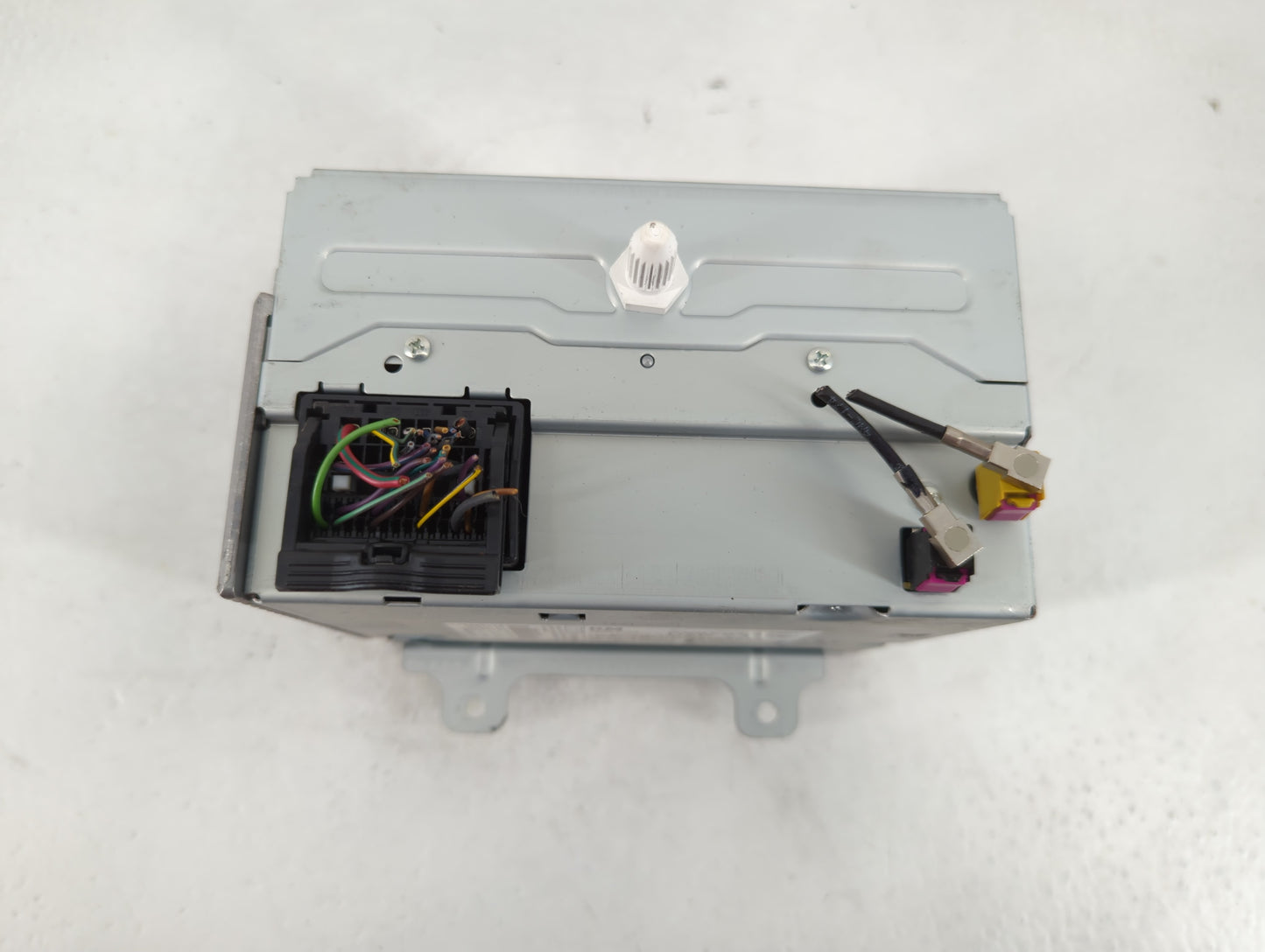 2012 Chevrolet Cruze Radio AM FM Cd Player Receiver Replacement P/N:22870782 Fits OEM Used Auto Parts - Oemusedautoparts1.co