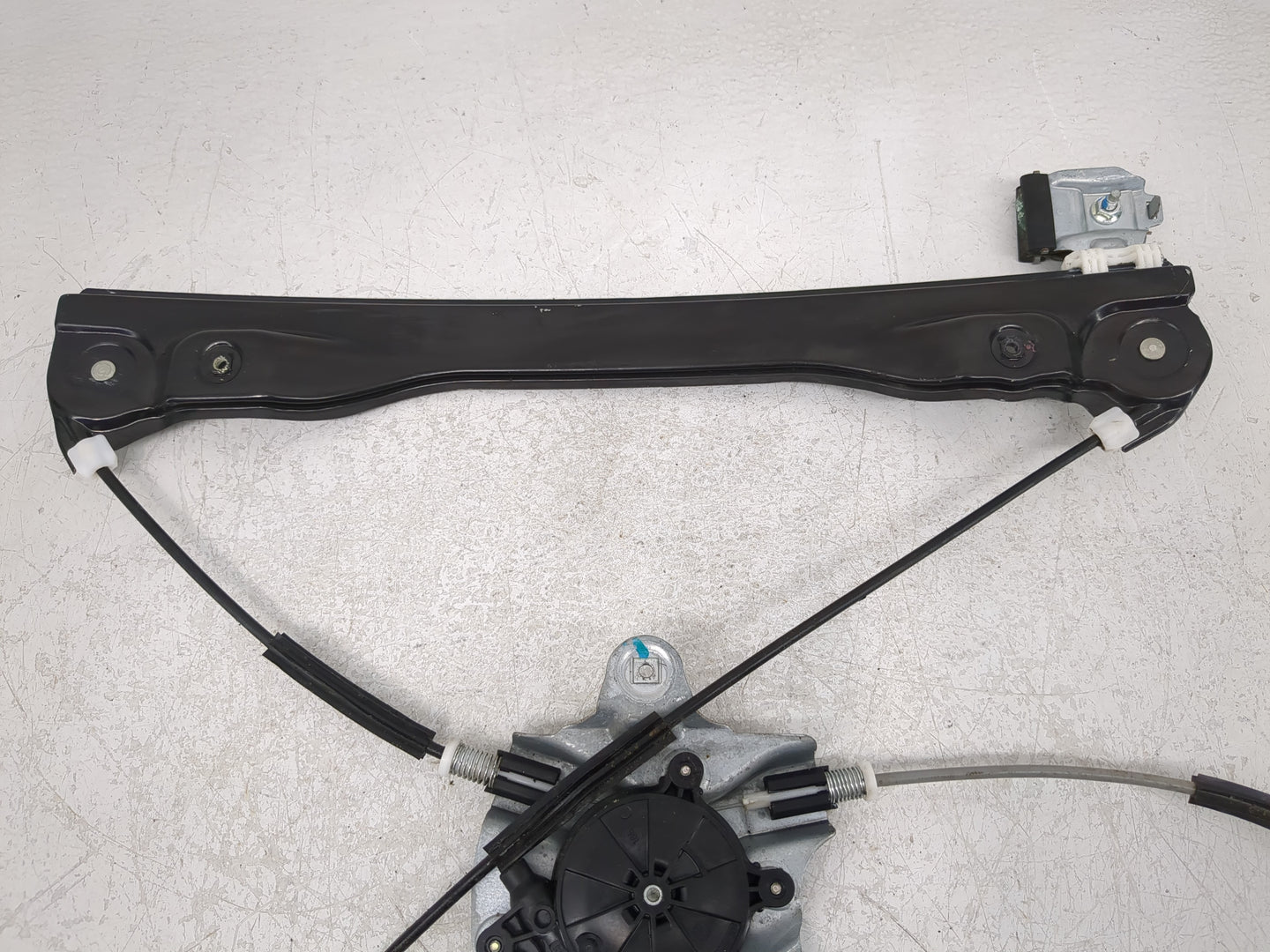 2012-2016 Chevrolet Cruze Used Window Regulator Passenger Front - Oemusedautoparts1.com