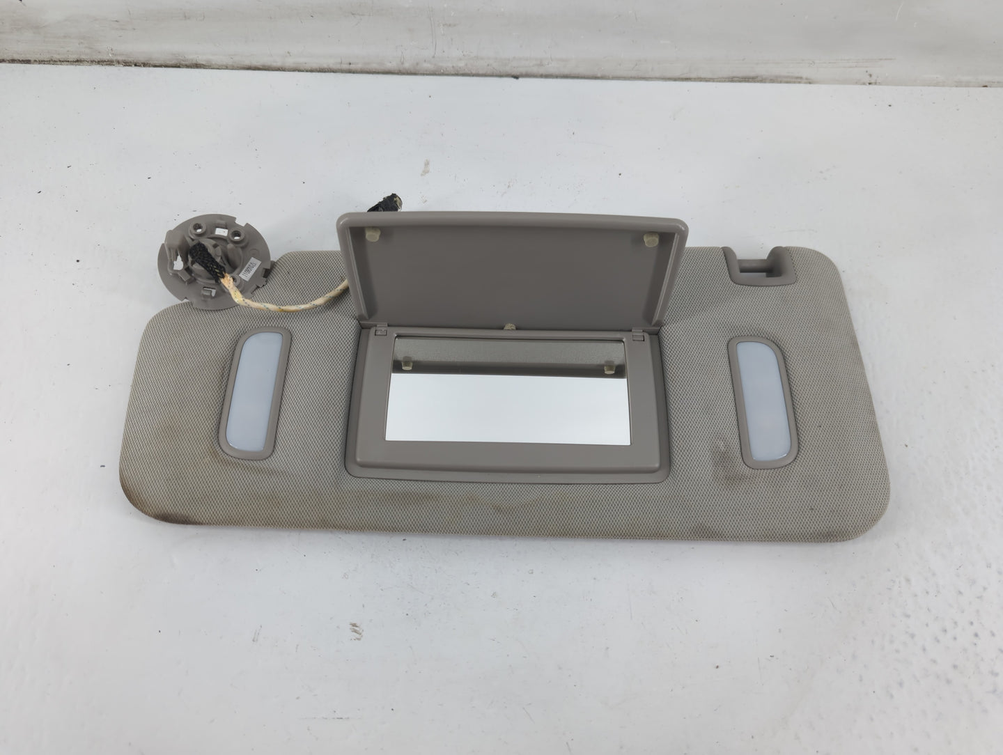2010-2017 Chevrolet Equinox Sun Visor Shade Replacement Driver Left Mirror Fits Fits 2010 2011 2012 2013 2014 2015 2016 2017