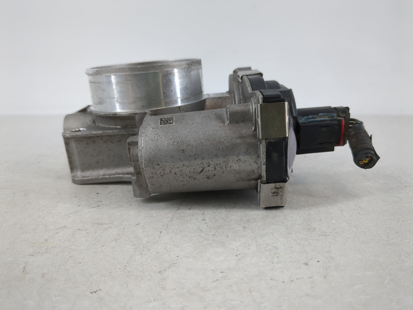 2012-2015 Chevrolet Equinox Throttle Body P/N:12632101CA Fits Fits 2012 2013 2014 2015 OEM Used Auto Parts - Oemusedautopart