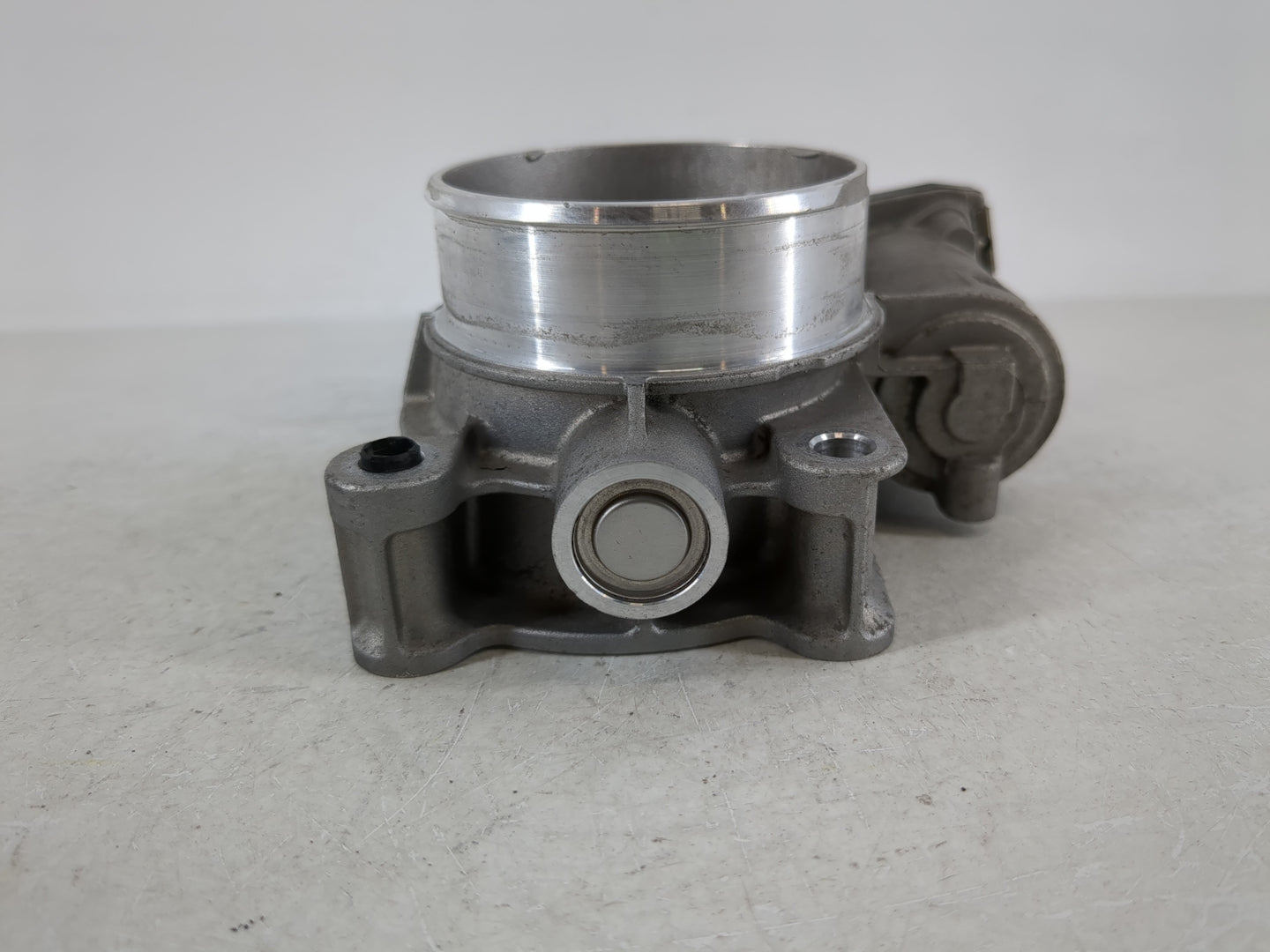 2012-2015 Chevrolet Equinox Throttle Body P/N:12632101CA Fits Fits 2012 2013 2014 2015 OEM Used Auto Parts - Oemusedautopart