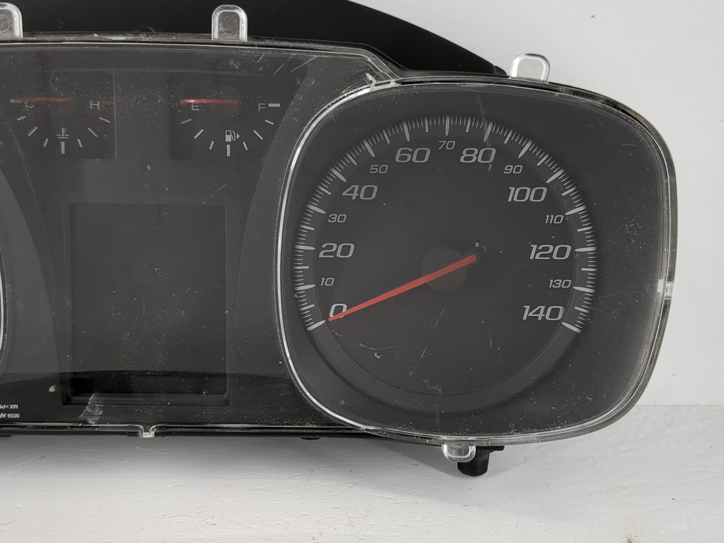 2012 Chevrolet Equinox Instrument Cluster Speedometer Gauges P/N:200300399526 Fits OEM Used Auto Parts - Oemusedautoparts1.c
