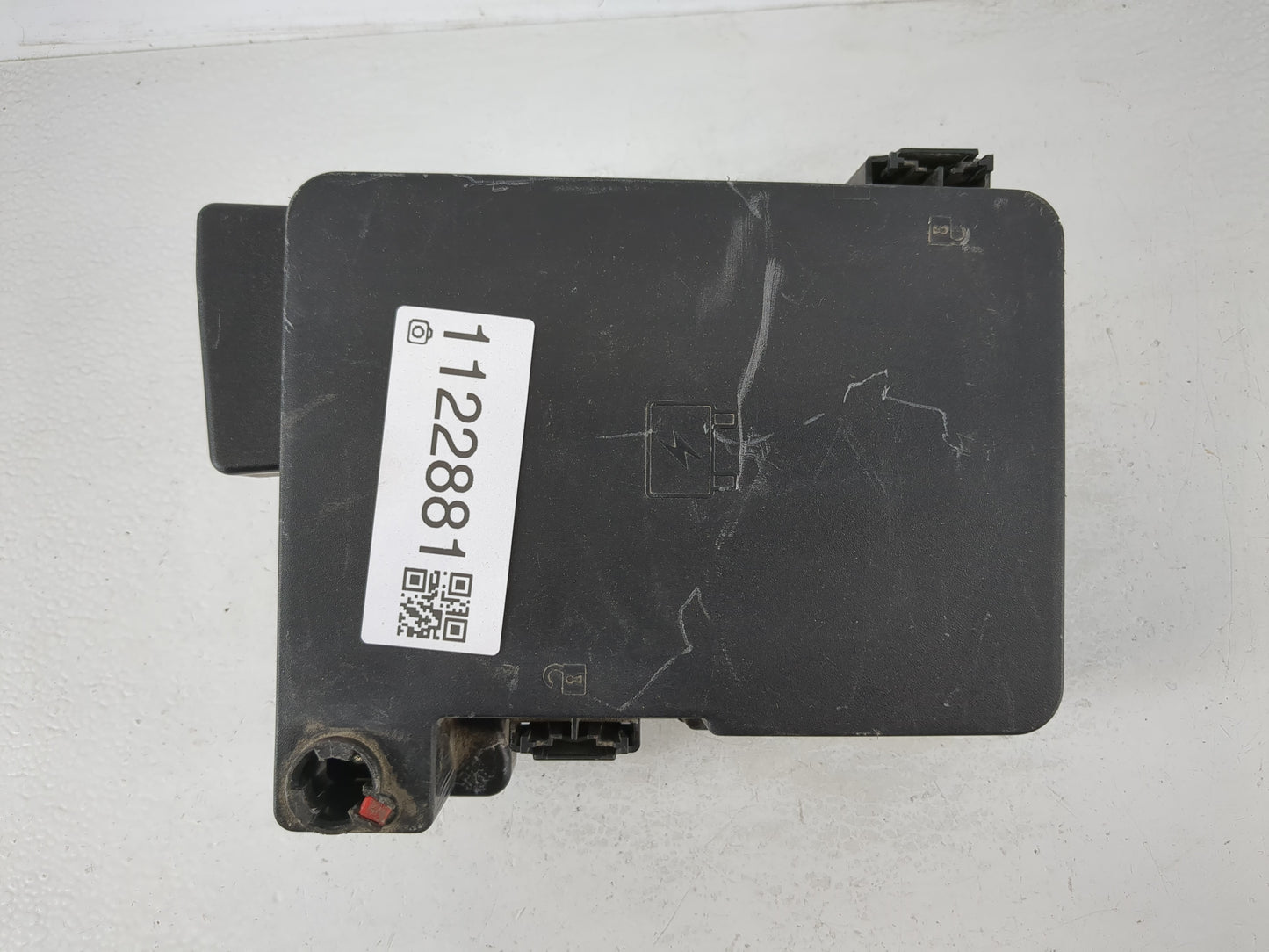2012 Chevrolet Equinox Fusebox Fuse Box Panel Relay Module P/N:22796250 Fits OEM Used Auto Parts - Oemusedautoparts1.com