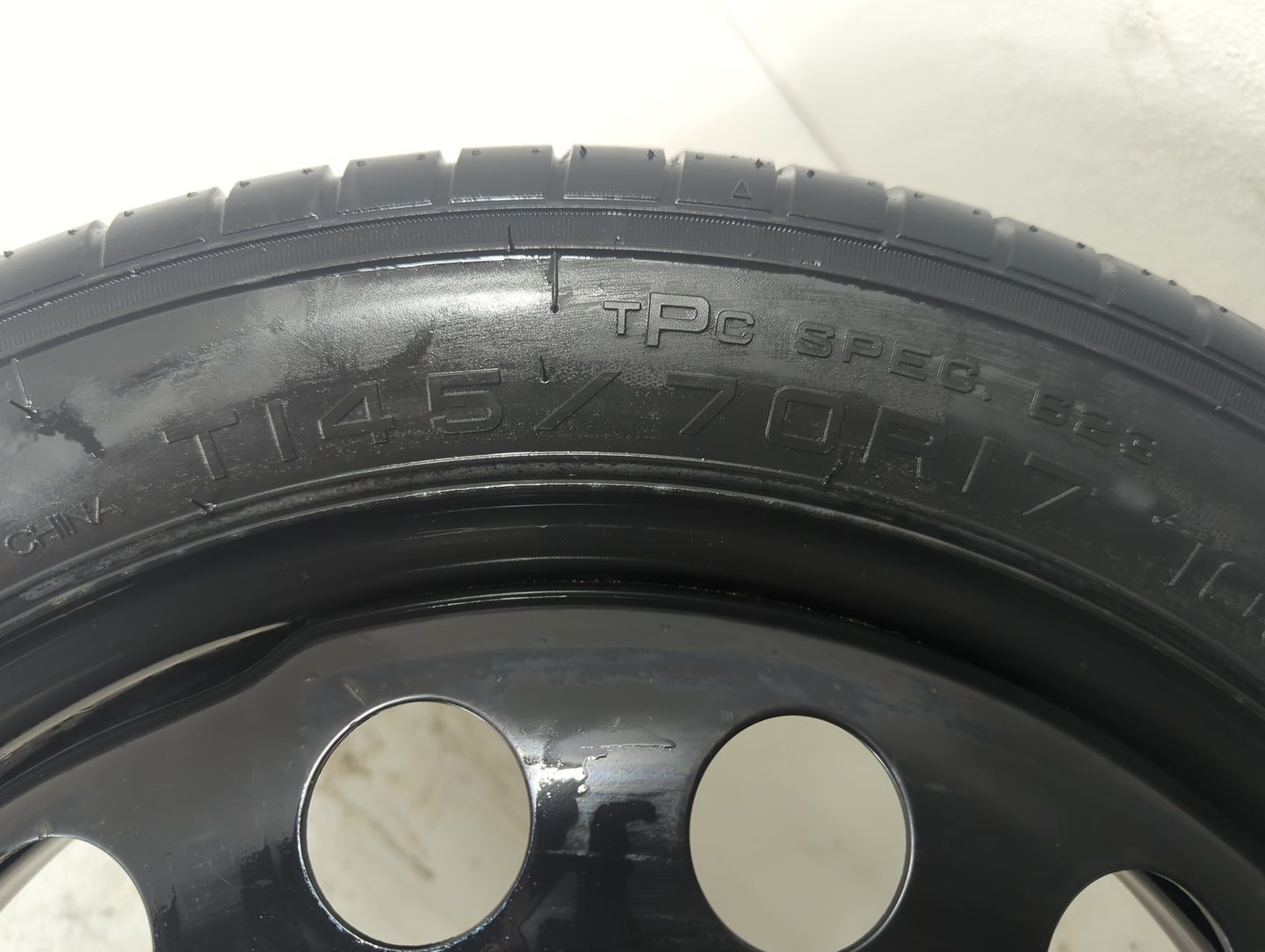 2010-2017 Chevrolet Equinox Spare Donut Tire Wheel Rim Oem 1128712 - Oemusedautoparts1.com
