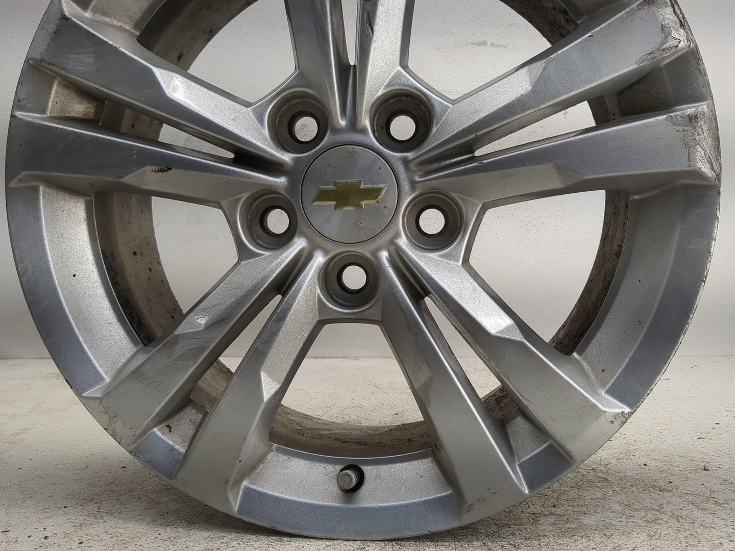 2010-2017 Chevrolet Equinox Oem Wheel Rim 1128713 - Oemusedautoparts1.com