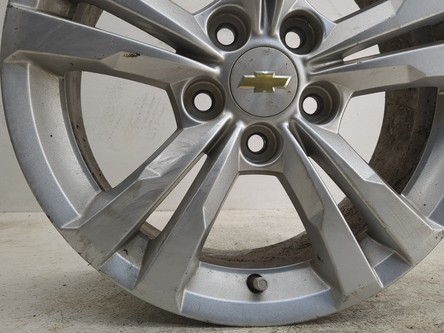 2010-2017 Chevrolet Equinox Oem Wheel Rim 1128713 - Oemusedautoparts1.com