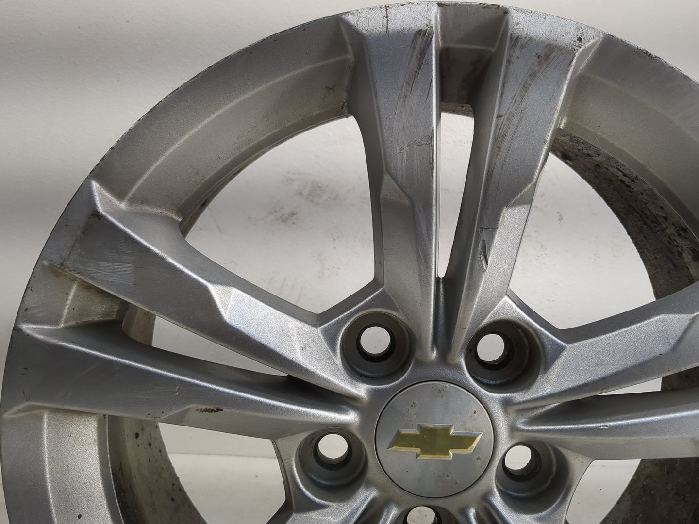 2010-2017 Chevrolet Equinox Oem Wheel Rim 1128713 - Oemusedautoparts1.com