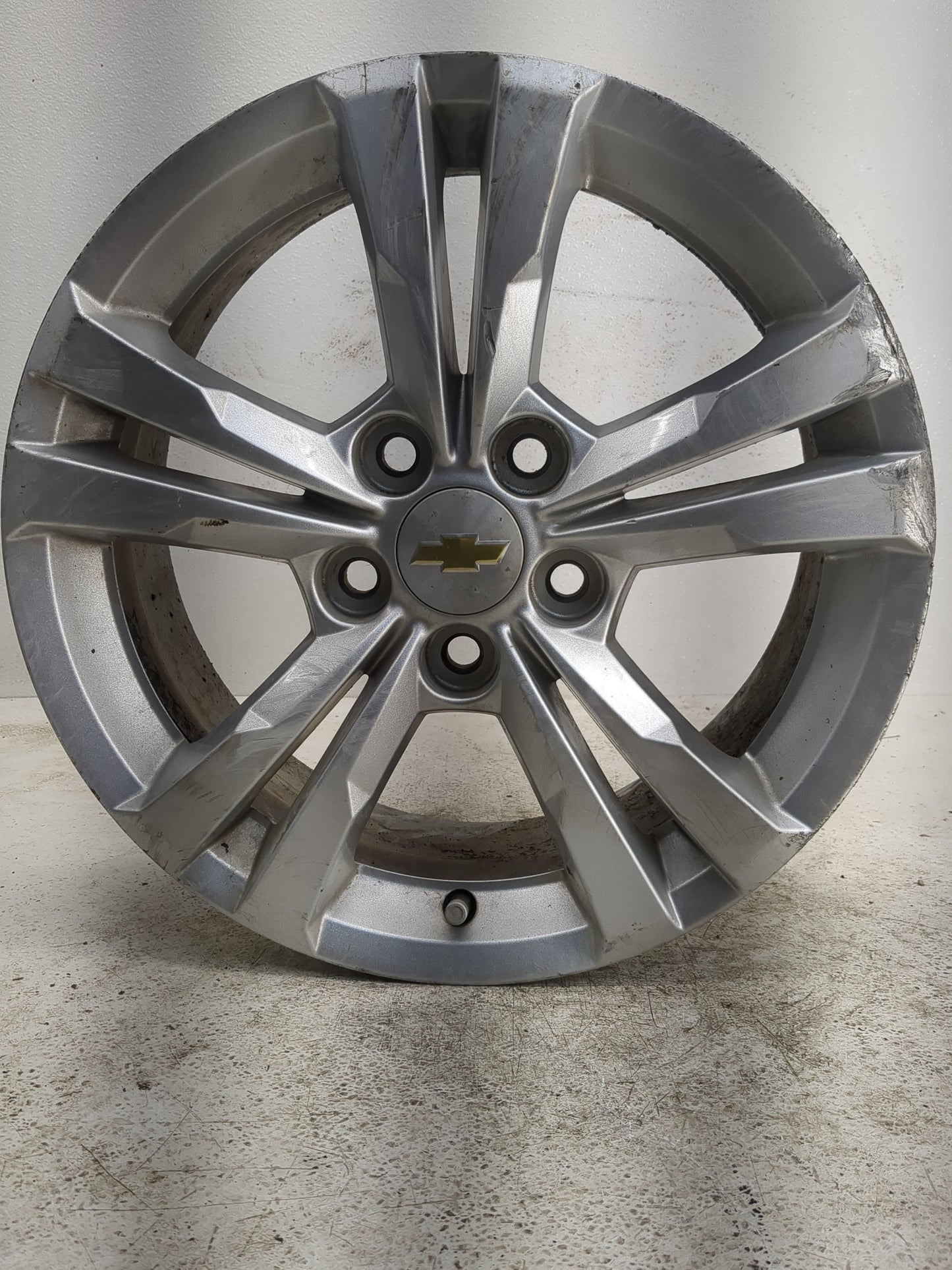 2010-2017 Chevrolet Equinox Oem Wheel Rim 1128713 - Oemusedautoparts1.com