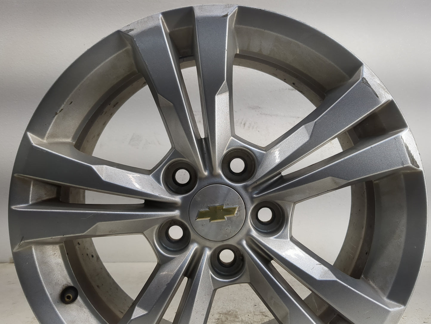 2010-2017 Chevrolet Equinox Oem Wheel Rim 1128714 - Oemusedautoparts1.com