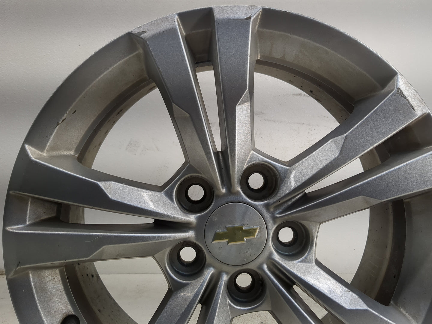 2010-2017 Chevrolet Equinox Oem Wheel Rim 1128714 - Oemusedautoparts1.com