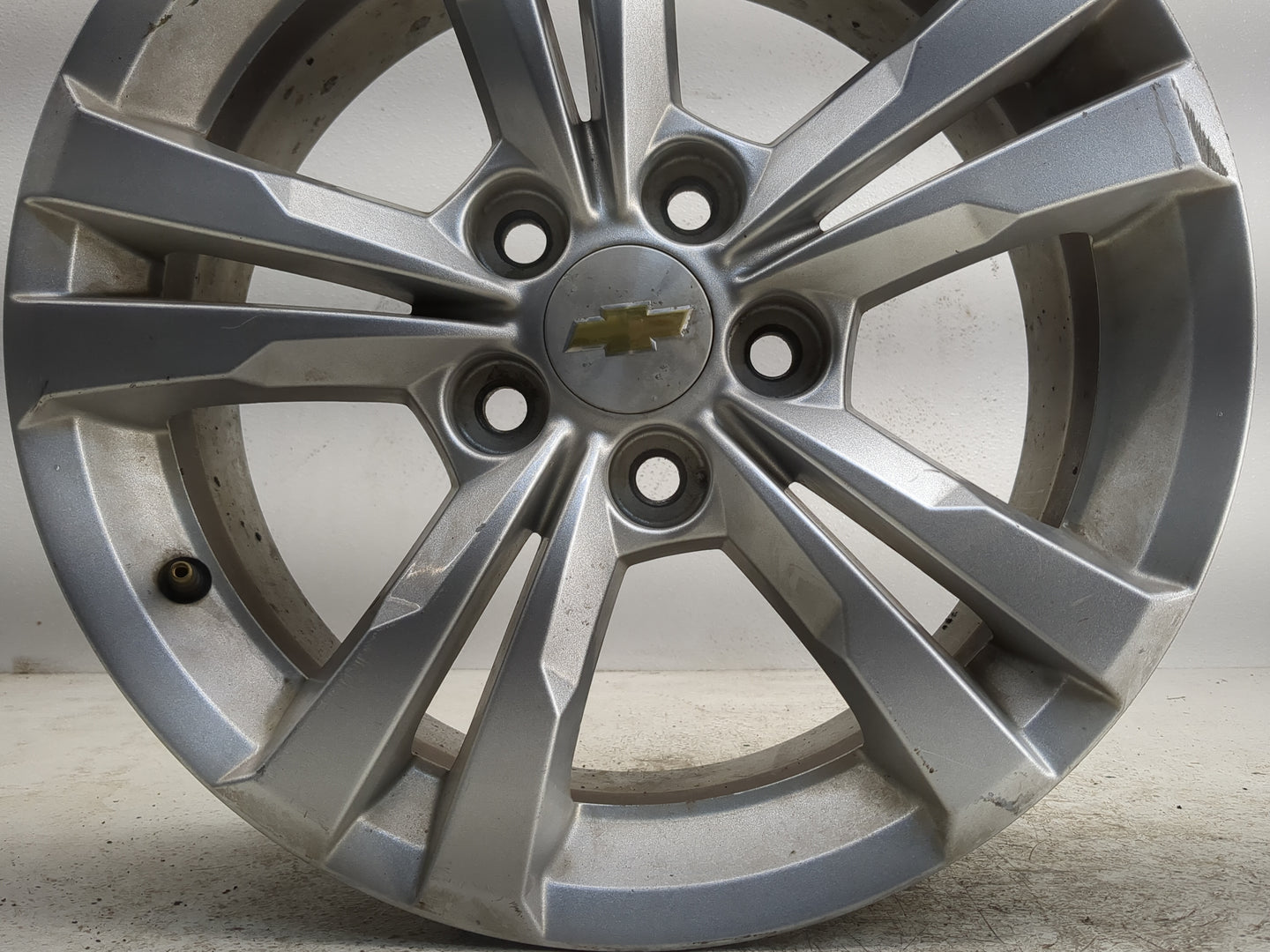 2010-2017 Chevrolet Equinox Oem Wheel Rim 1128714 - Oemusedautoparts1.com