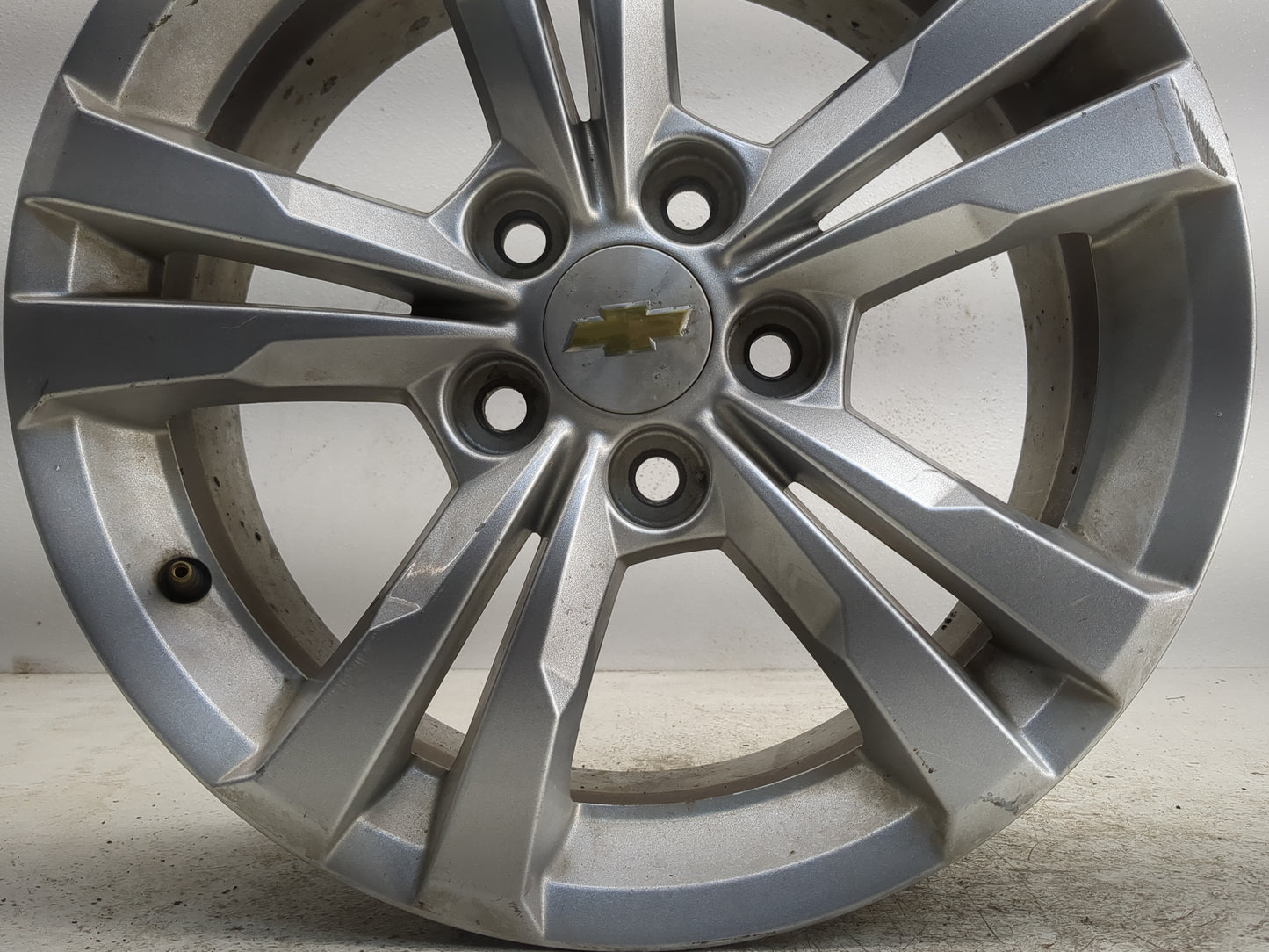 2010-2017 Chevrolet Equinox Oem Wheel Rim 1128714 - Oemusedautoparts1.com