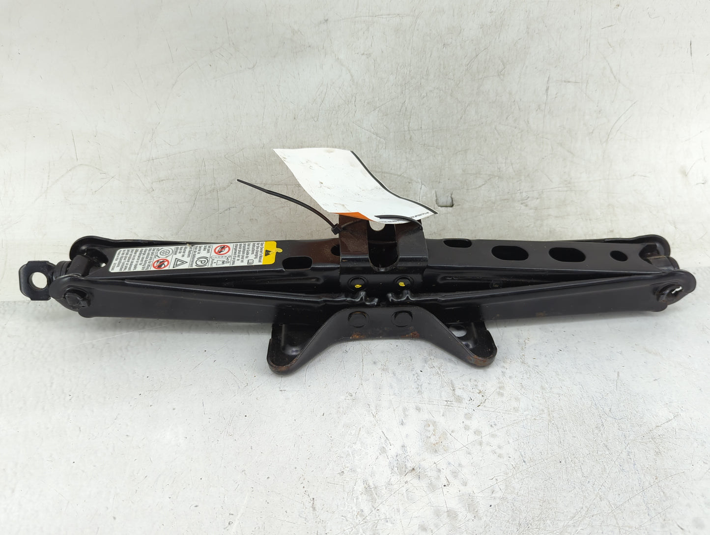 2012 Chevrolet Equinox Spare Scissor Car Jack - Oemusedautoparts1.com
