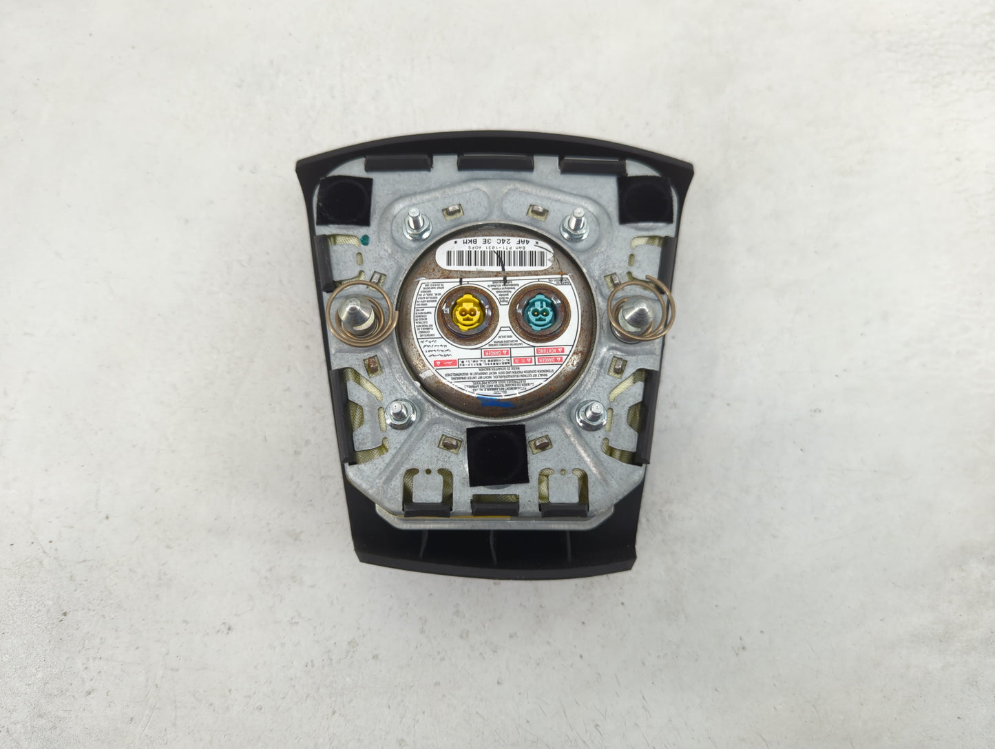 2010-2017 Chevrolet Equinox Air Bag Driver Left Steering Wheel Mounted - Oemusedautoparts1.com