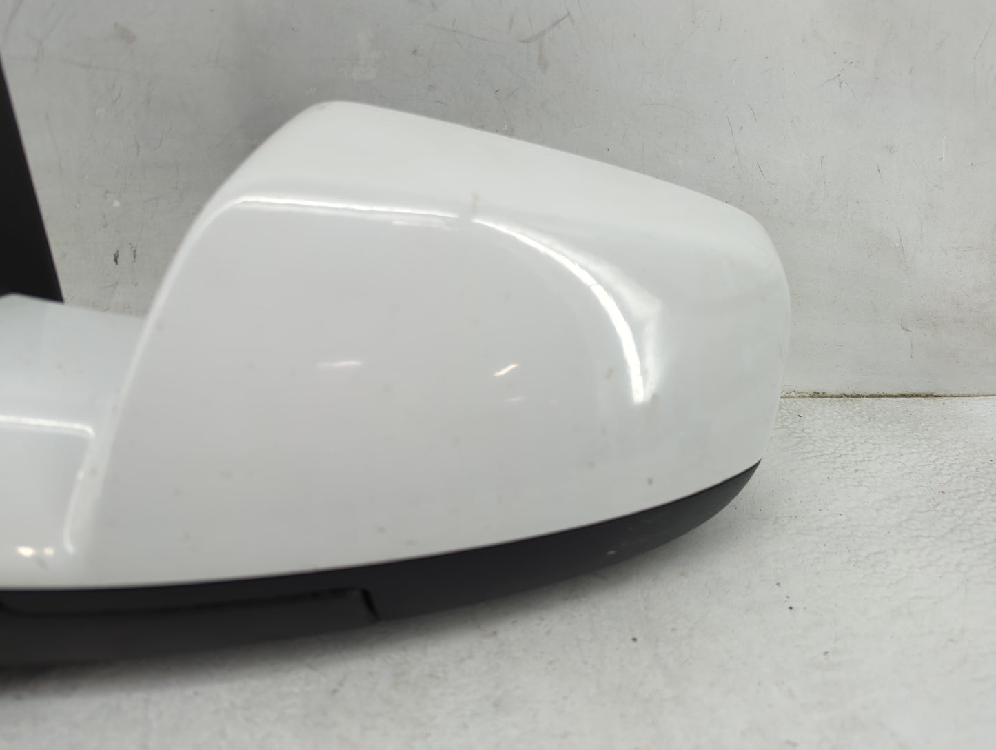2011-2014 Chevrolet Equinox Driver Side View Mirror - Left Door Mirror OEM Used - Oemusedautoparts1.com