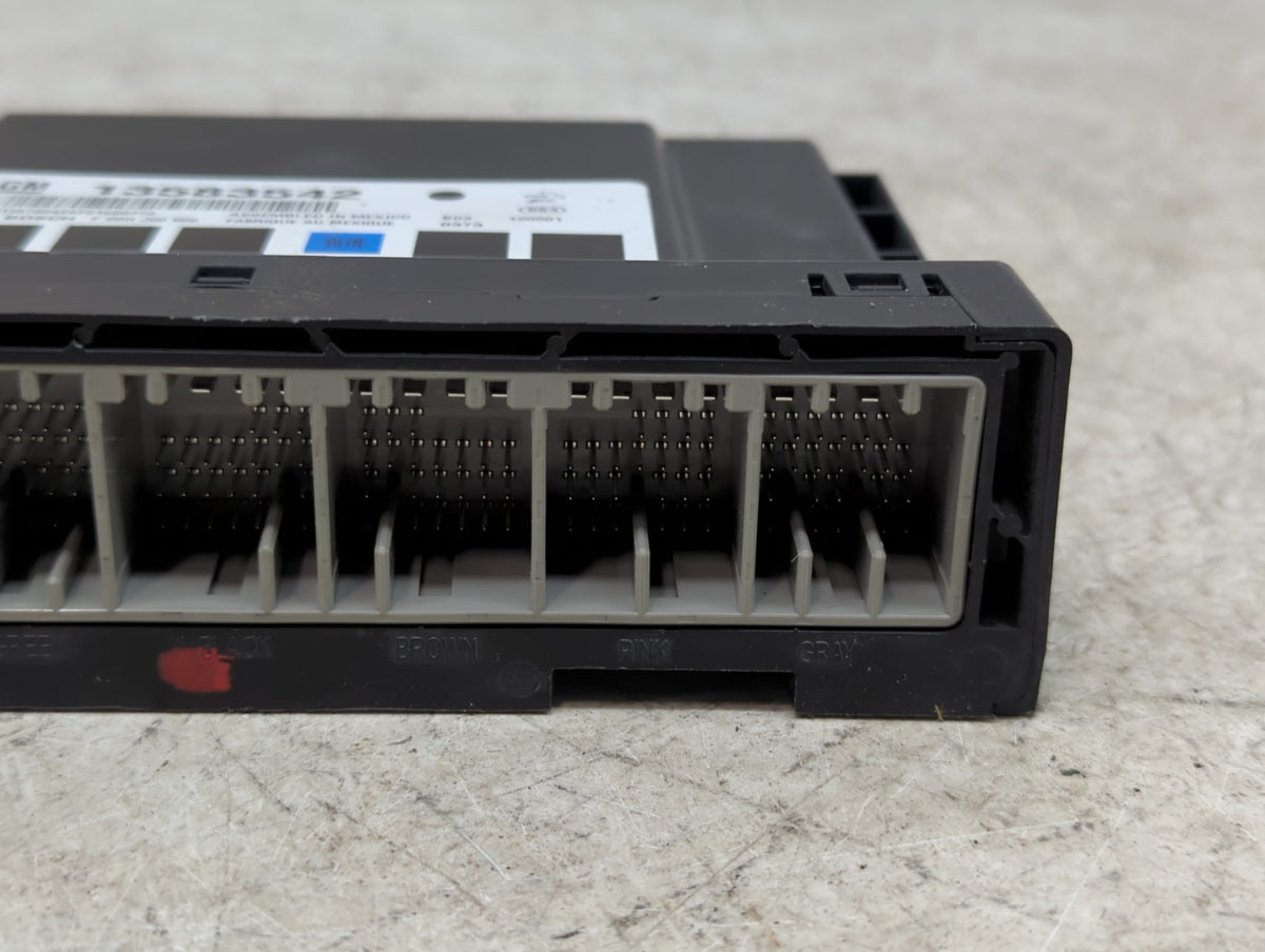 2010-2014 Chevrolet Equinox Body Control Module Bcm Inner Cabin Fuse Box 1132764 - Oemusedautoparts1.com