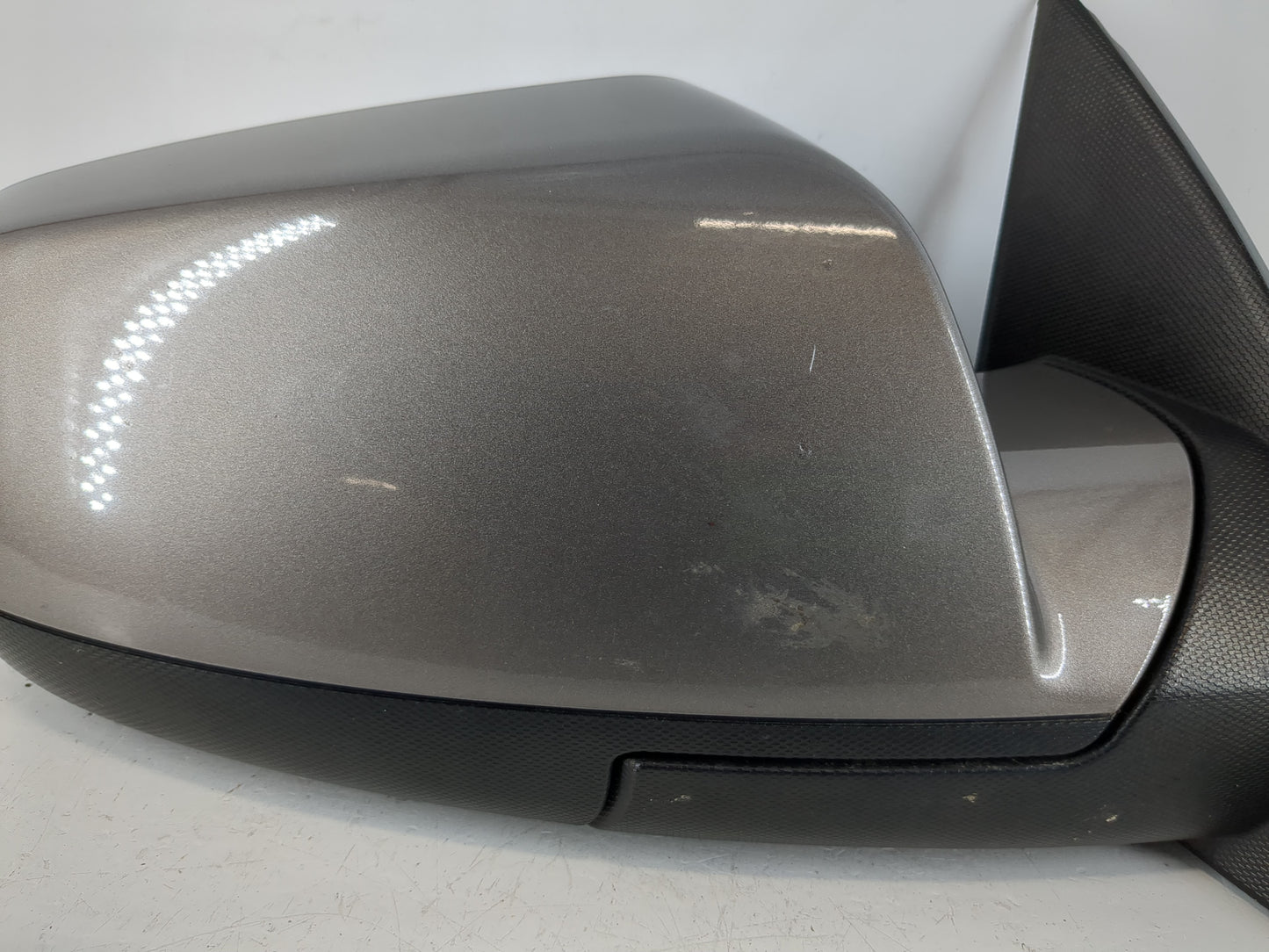 2011-2014 Chevrolet Equinox Passenger Side View Mirror - Right Door Mirror OEM Used - Oemusedautoparts1.com
