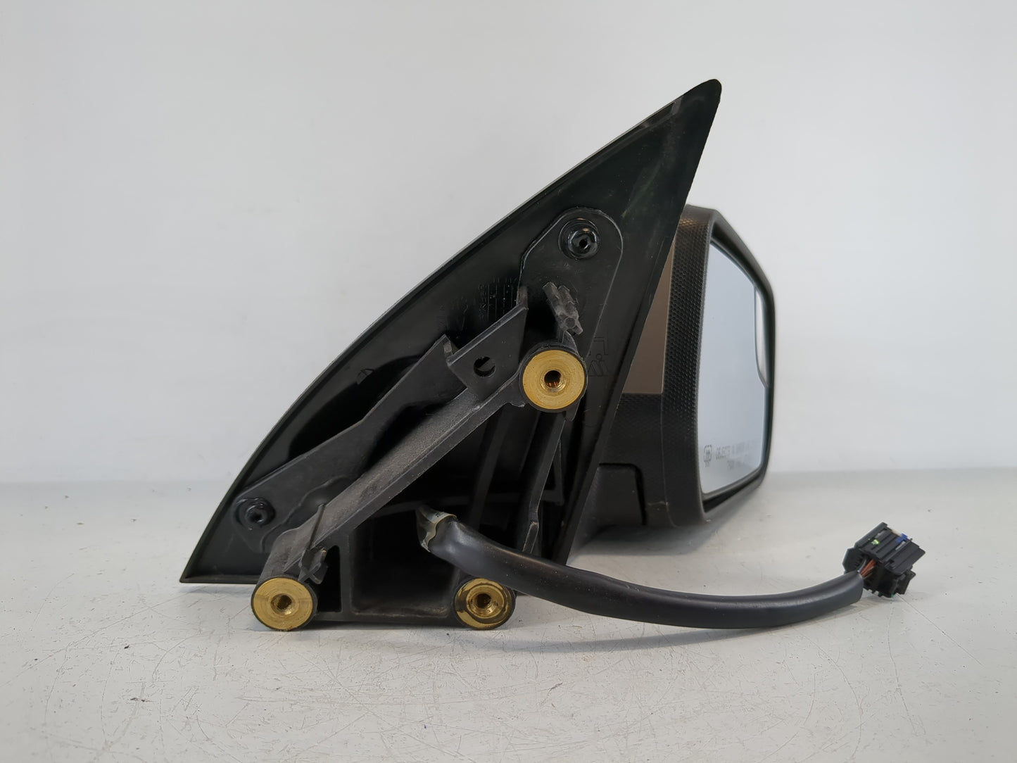 2011-2014 Chevrolet Equinox Passenger Side View Mirror - Right Door Mirror OEM Used - Oemusedautoparts1.com